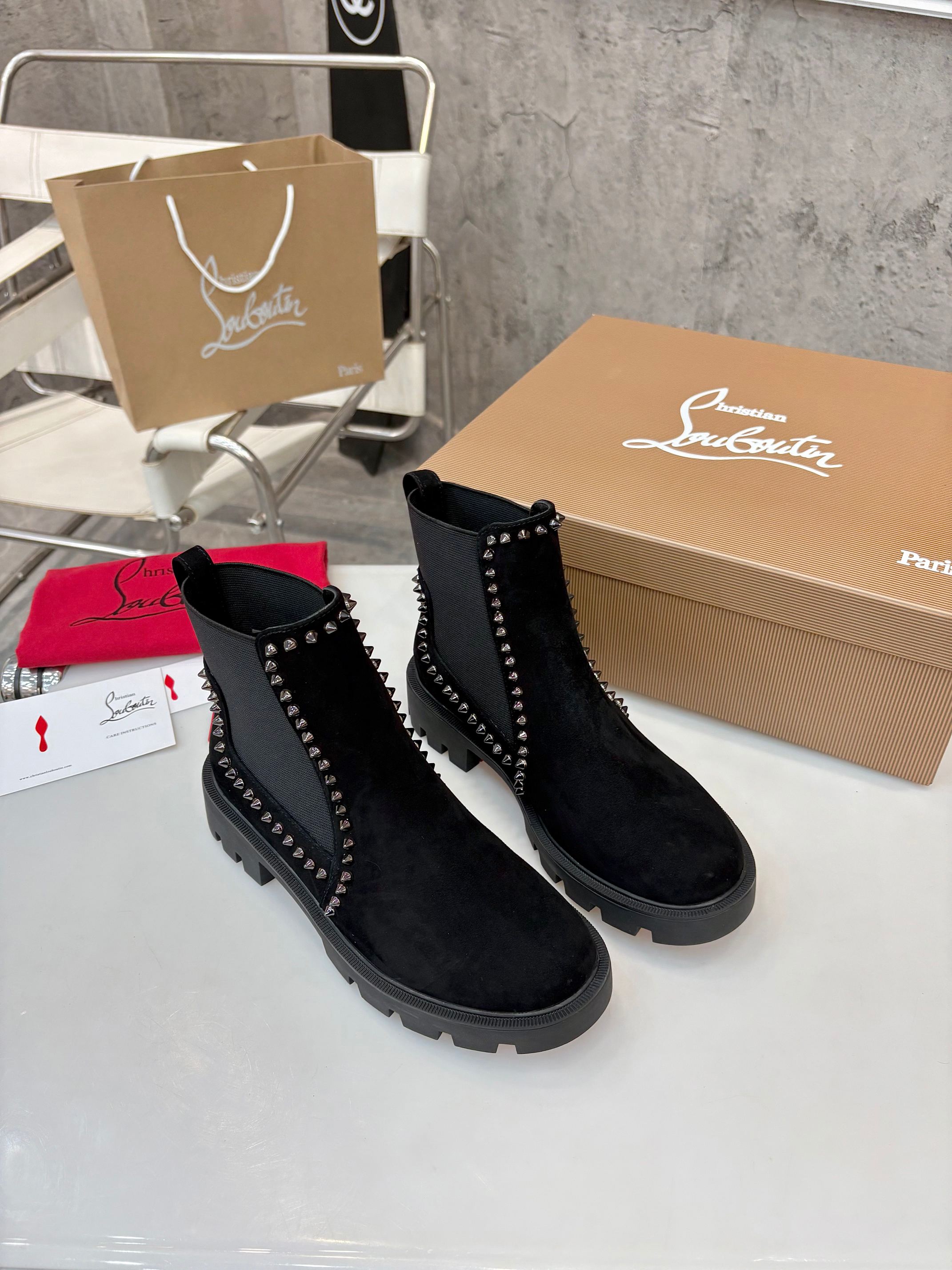 Cistian Louboutin