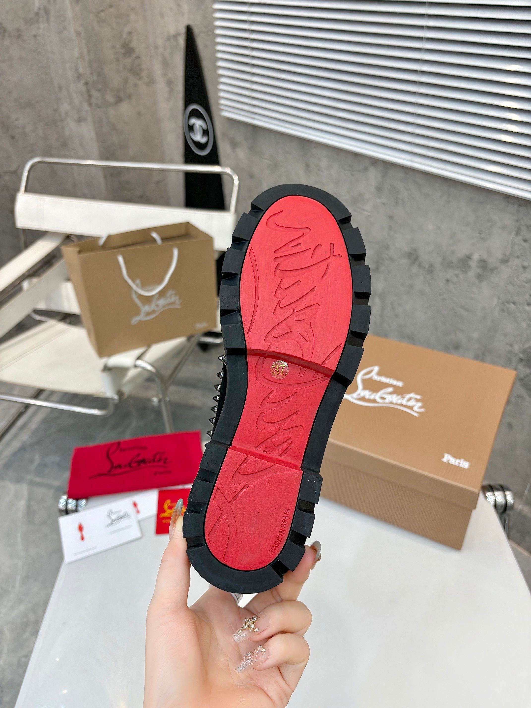 Cistian Louboutin