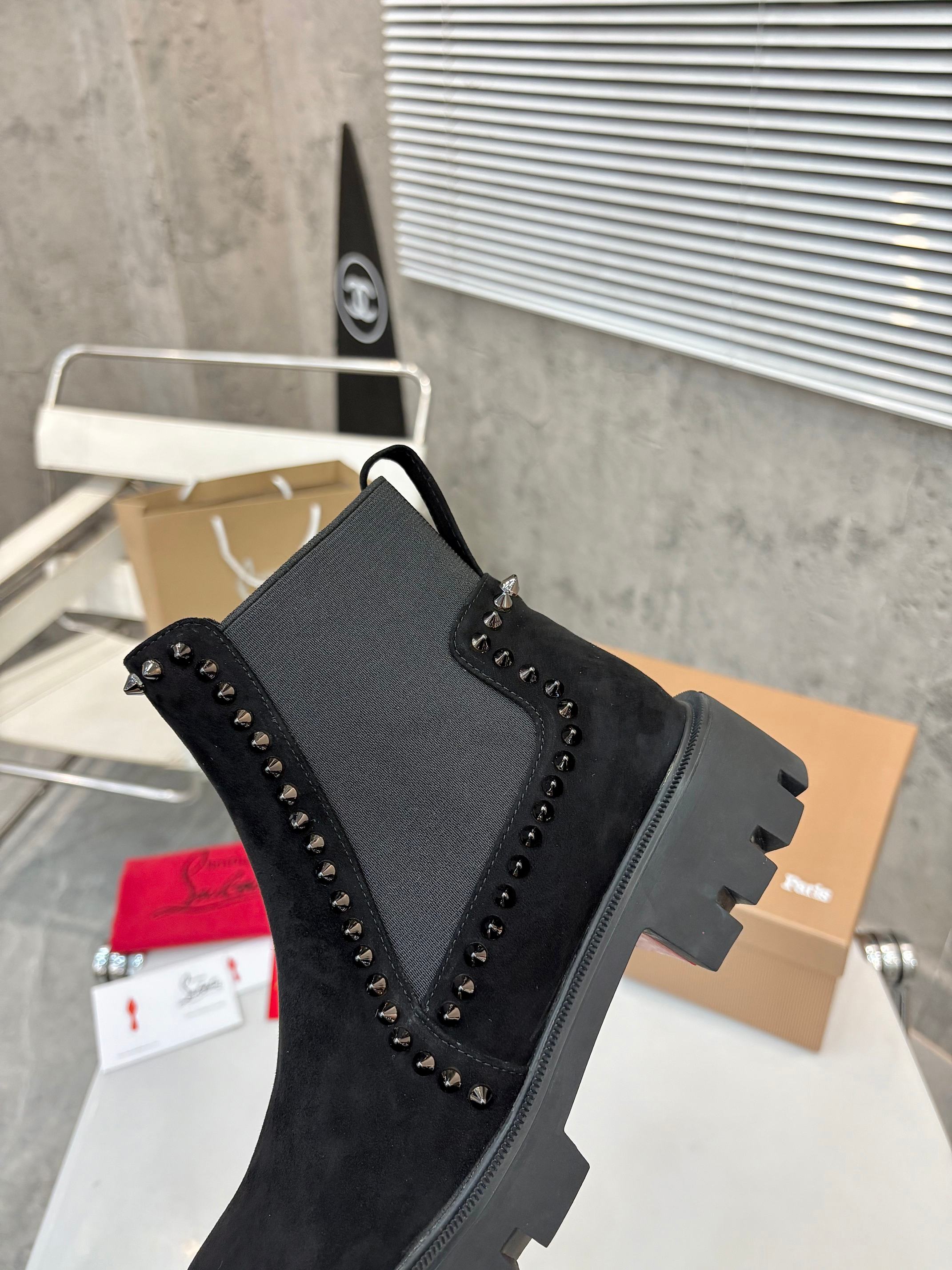 Cistian Louboutin