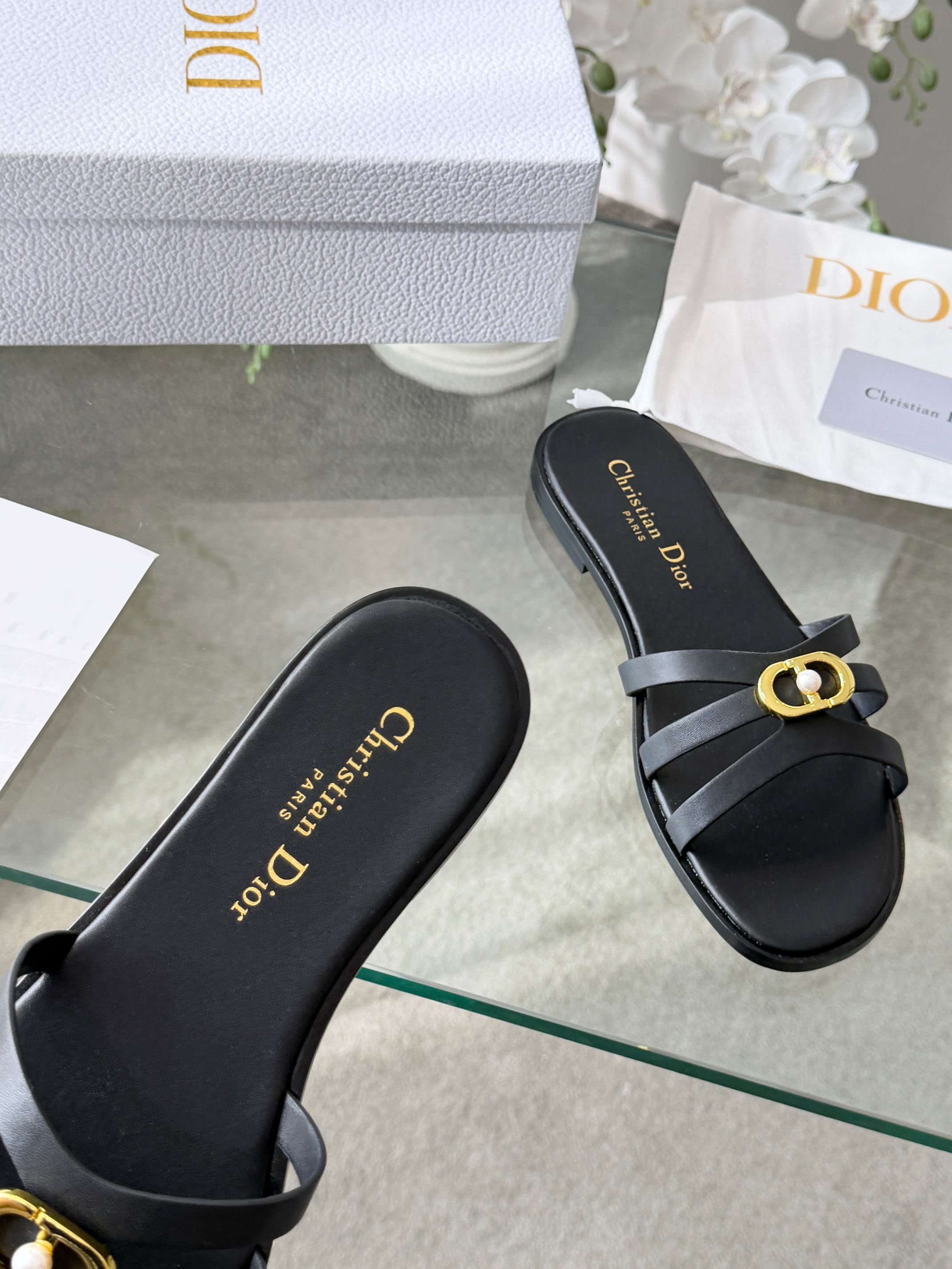 Cistian Louboutin