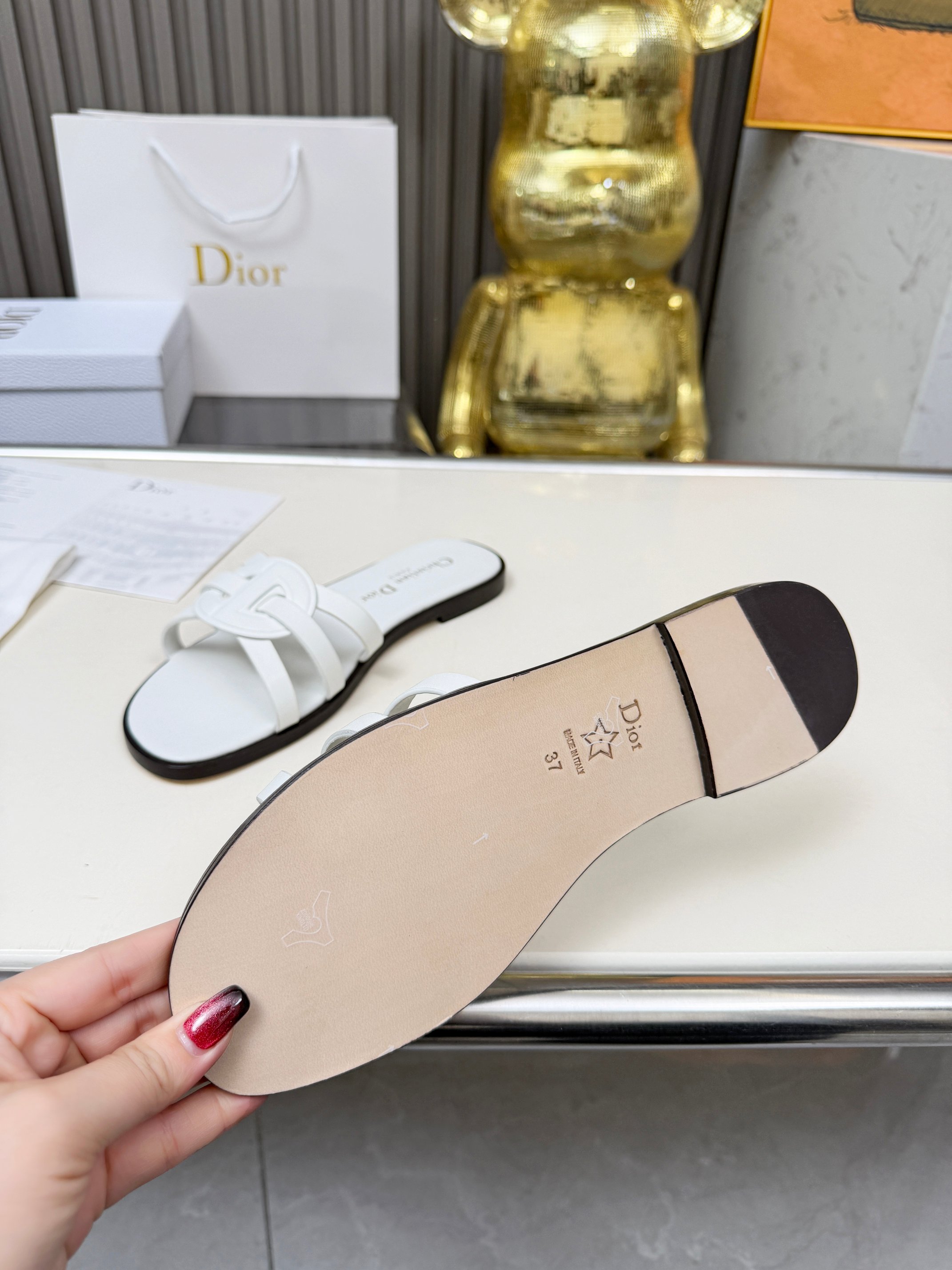 Cistian Louboutin
