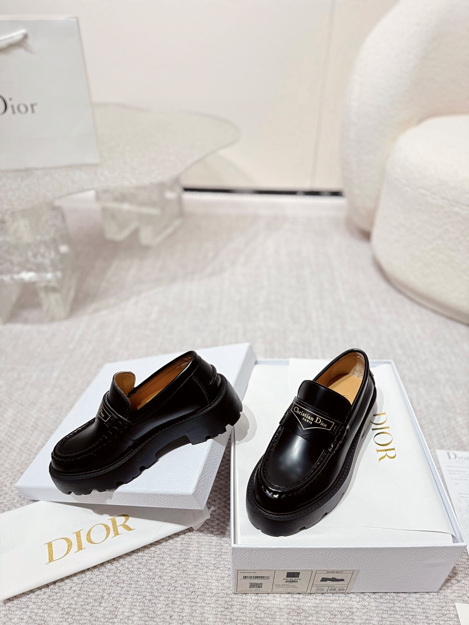 Cistian Louboutin