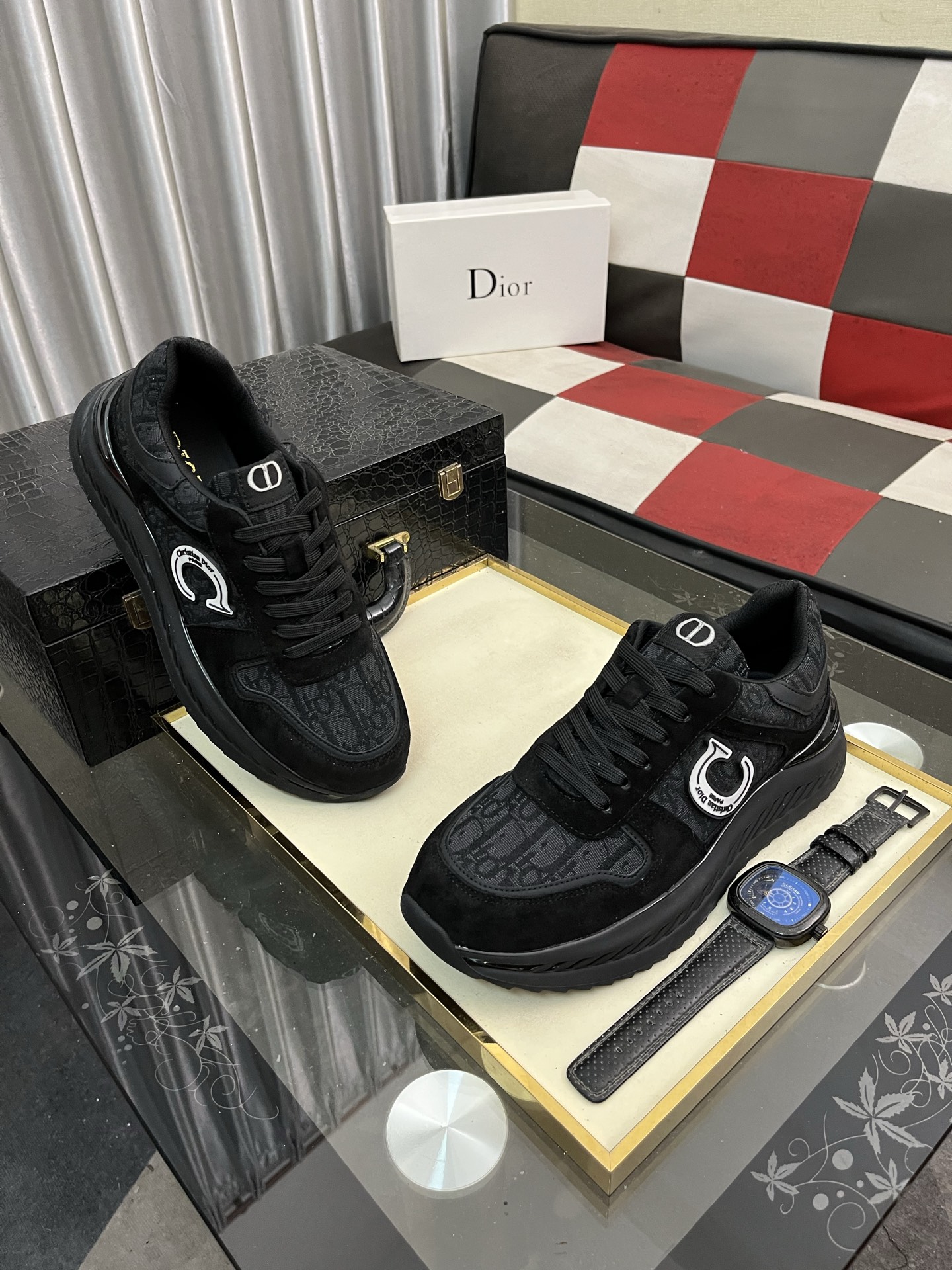 Cistian Louboutin