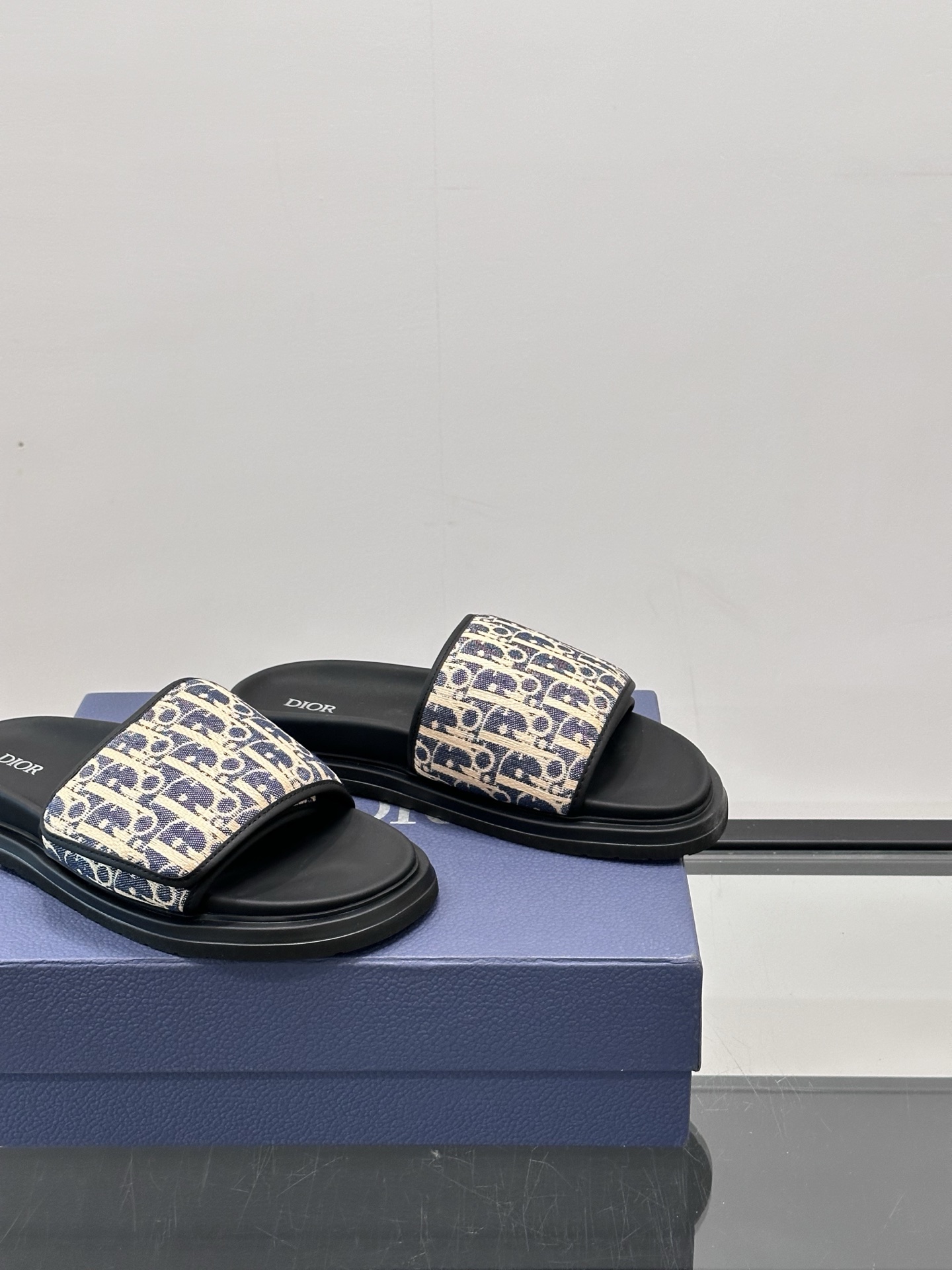 Cistian Louboutin
