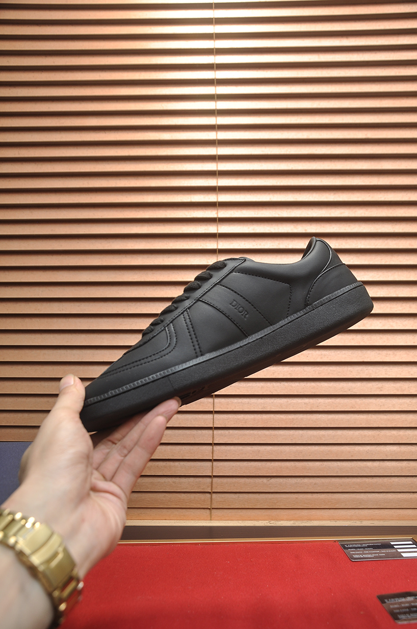 Cistian Louboutin