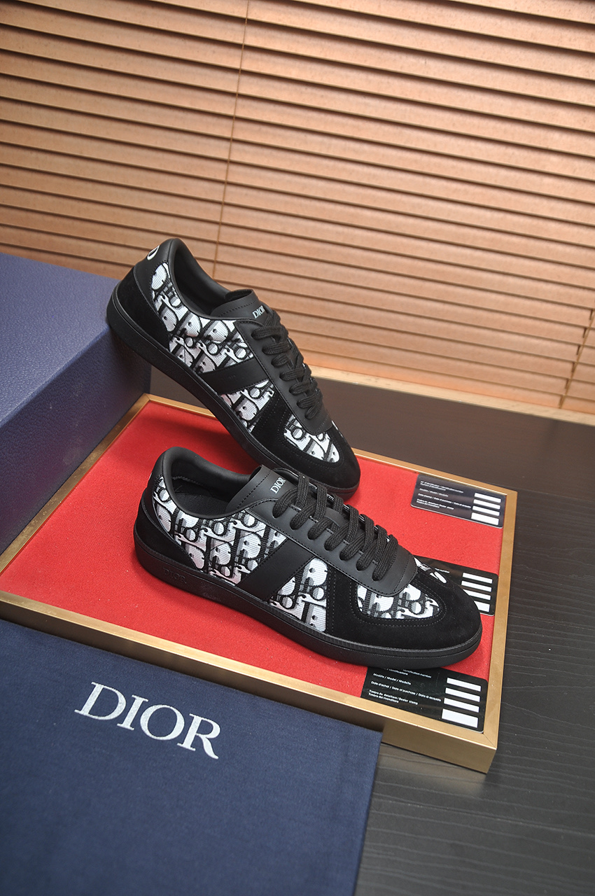 Cistian Louboutin