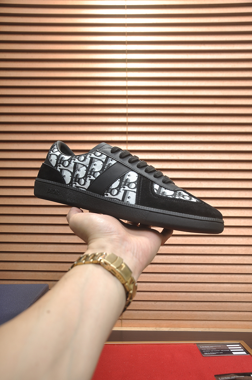 Cistian Louboutin