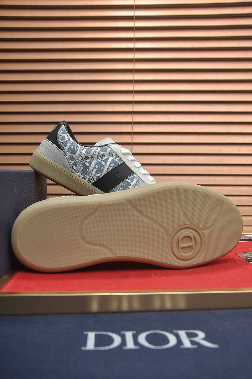 Cistian Louboutin