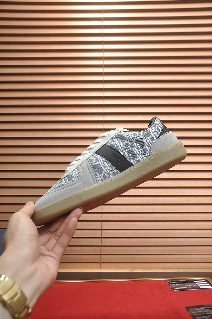 Cistian Louboutin