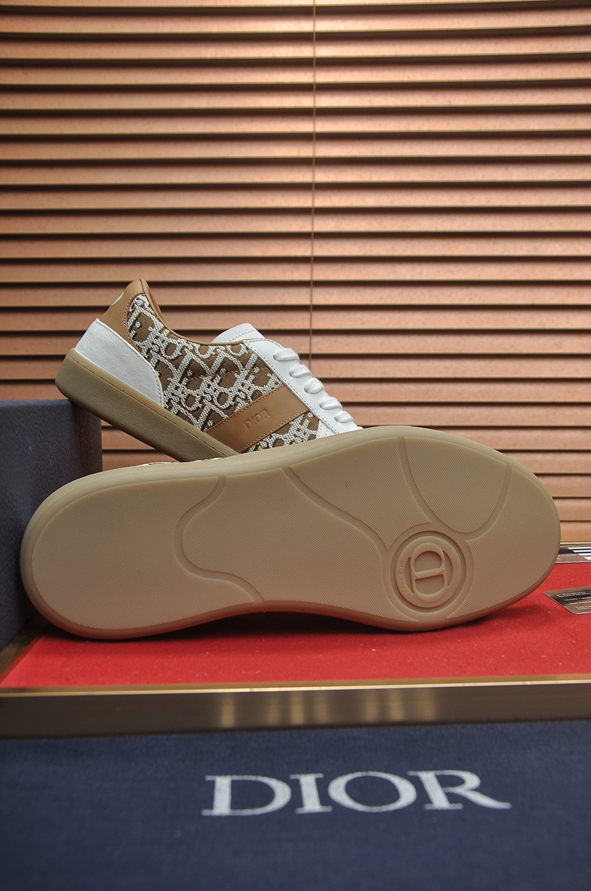 Cistian Louboutin