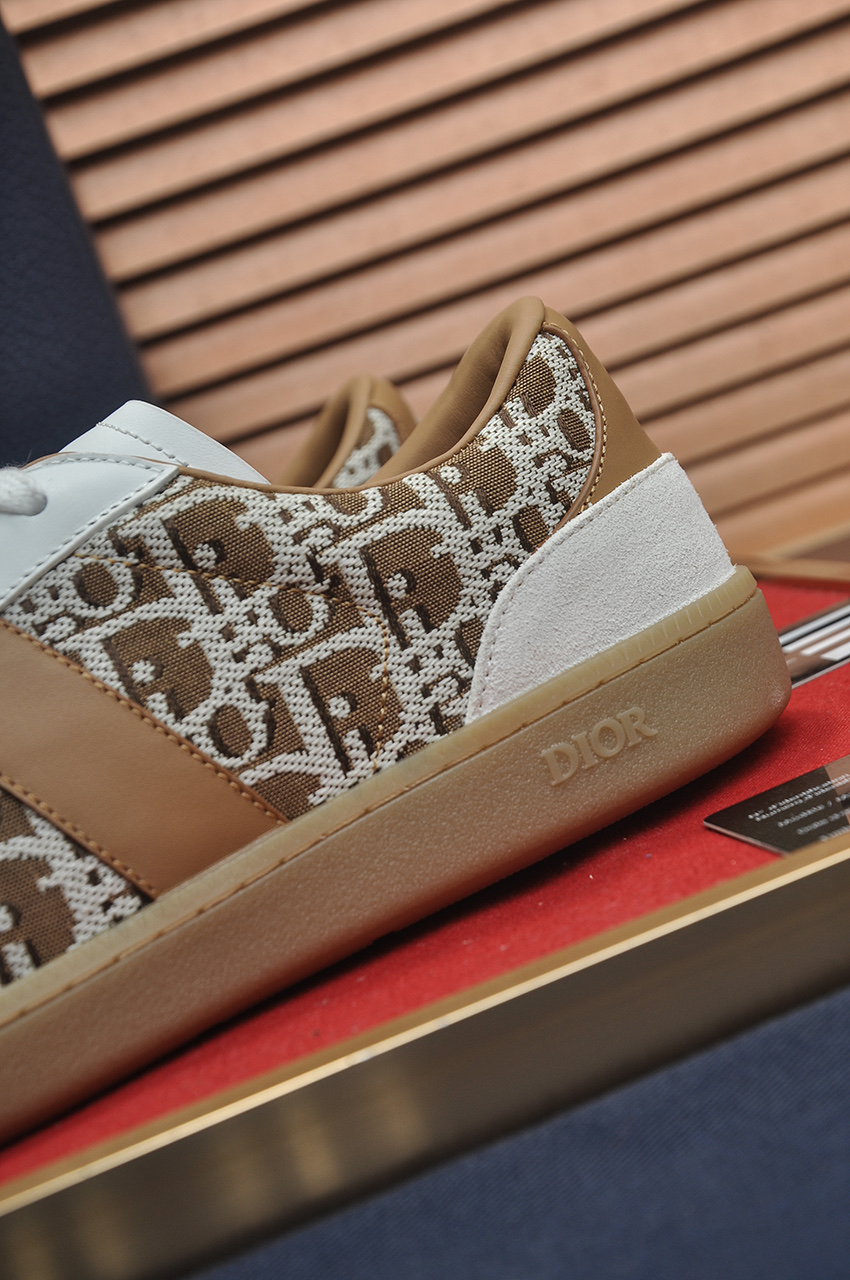 Cistian Louboutin