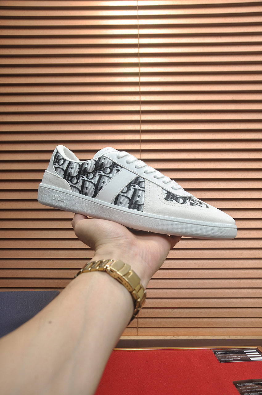 Cistian Louboutin