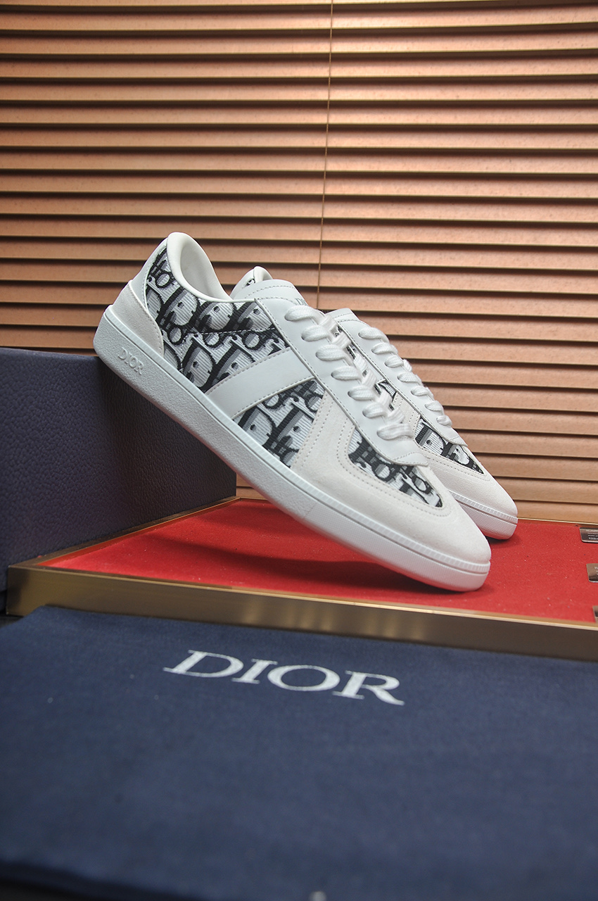 Cistian Louboutin