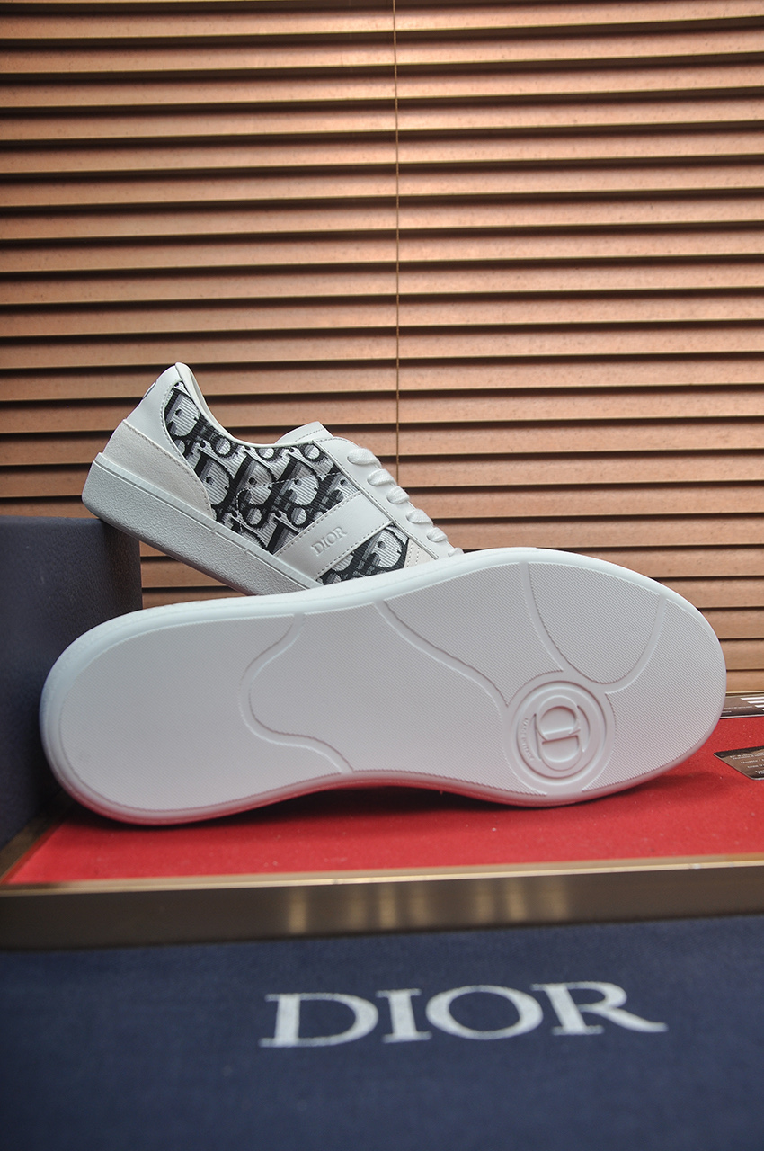 Cistian Louboutin