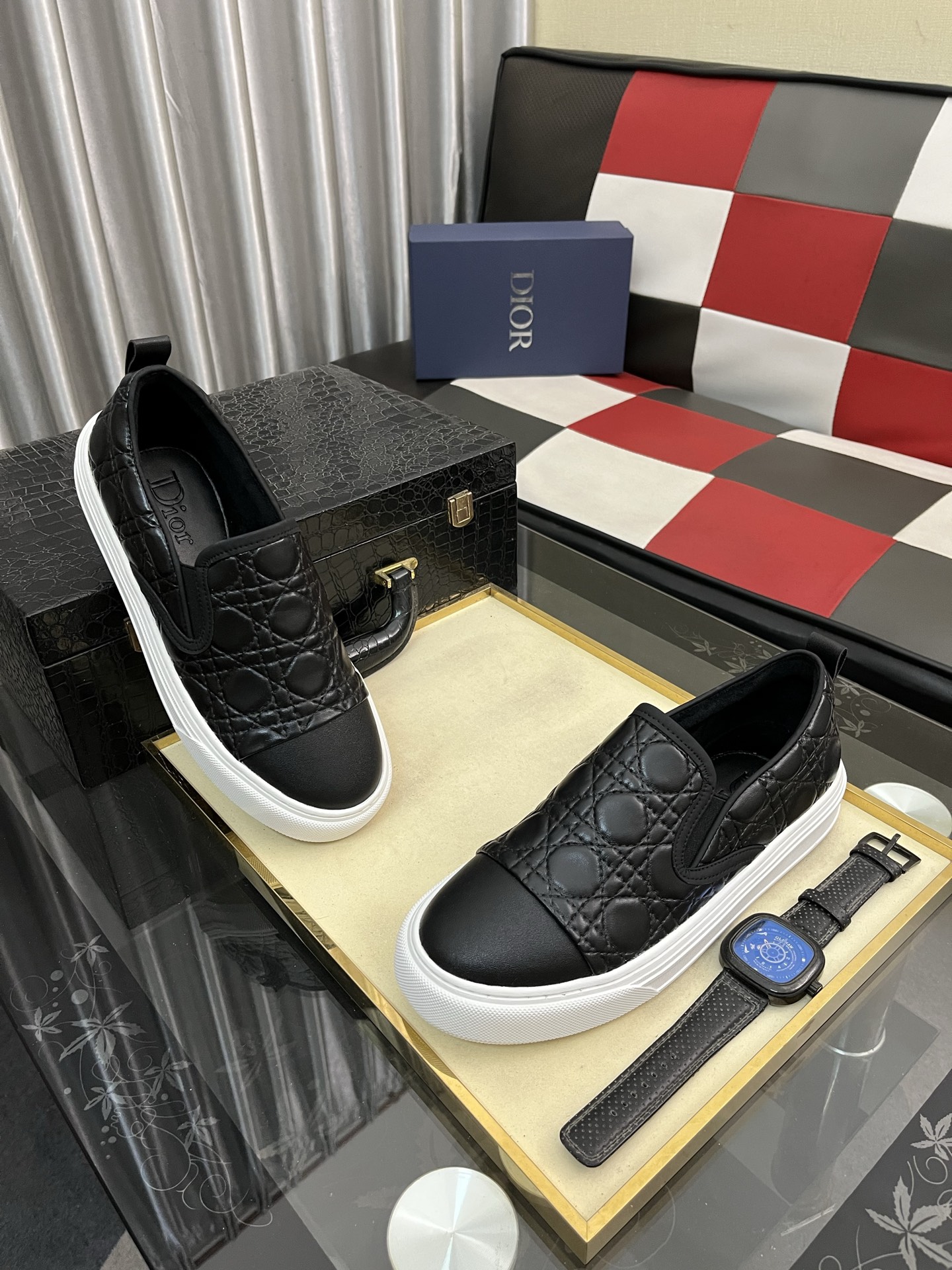 Cistian Louboutin