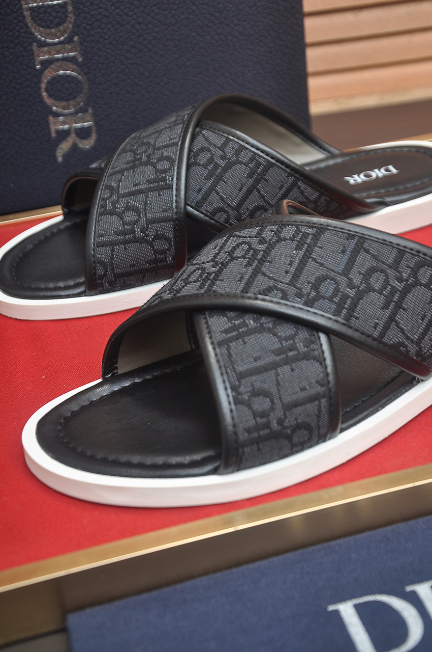 Cistian Louboutin