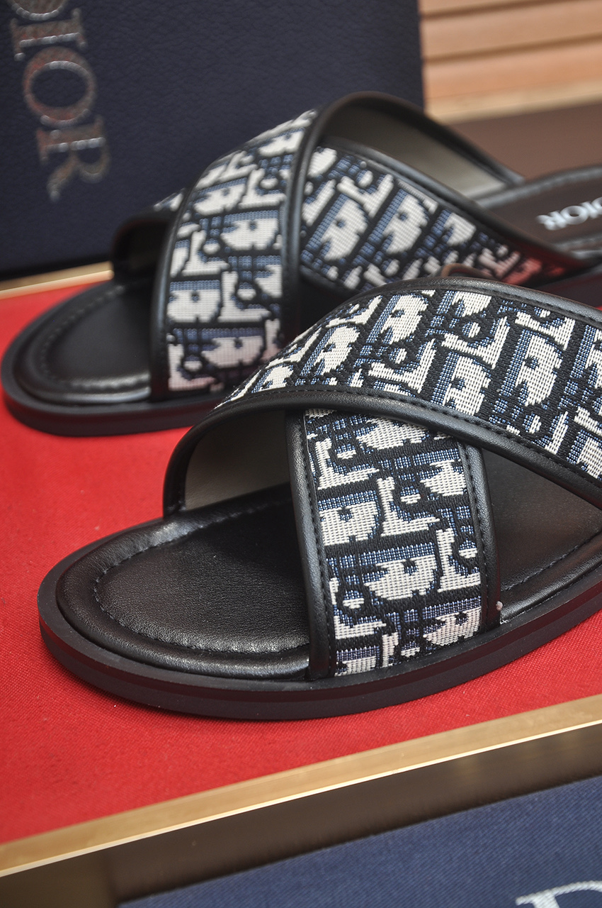 Cistian Louboutin
