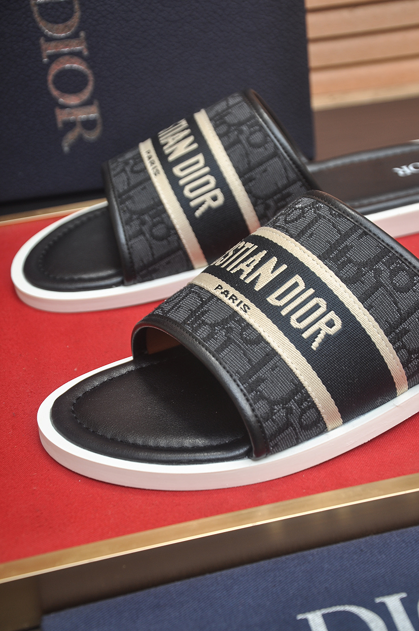 Cistian Louboutin