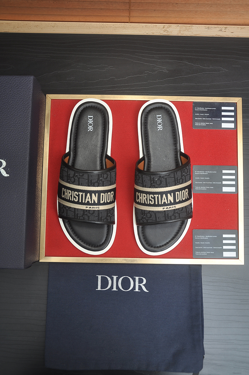 Cistian Louboutin