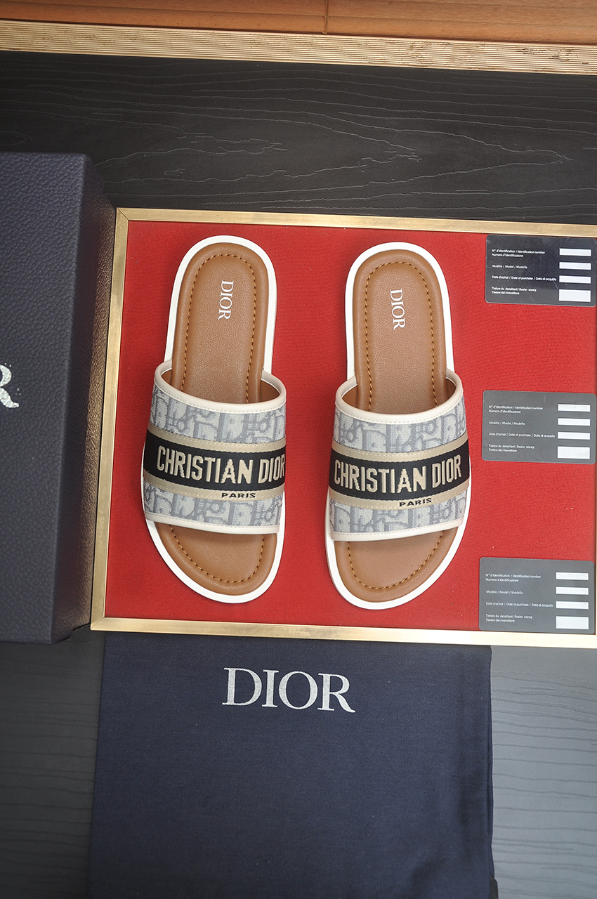 Cistian Louboutin