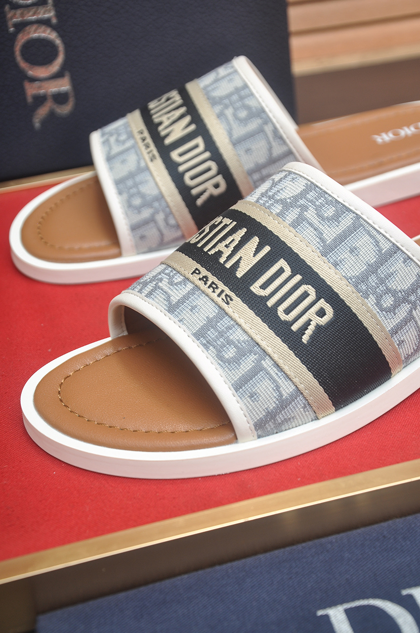 Cistian Louboutin