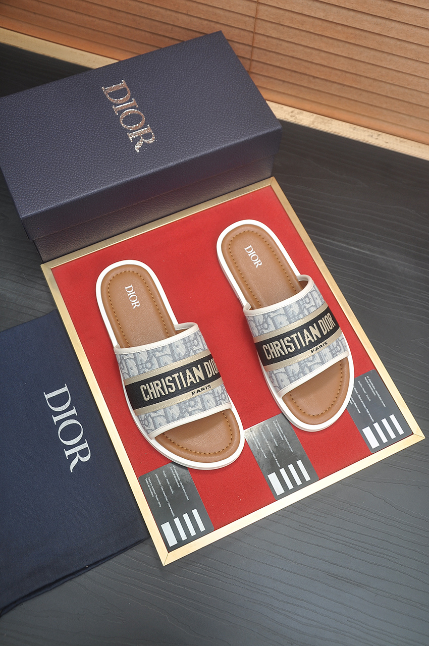 Cistian Louboutin