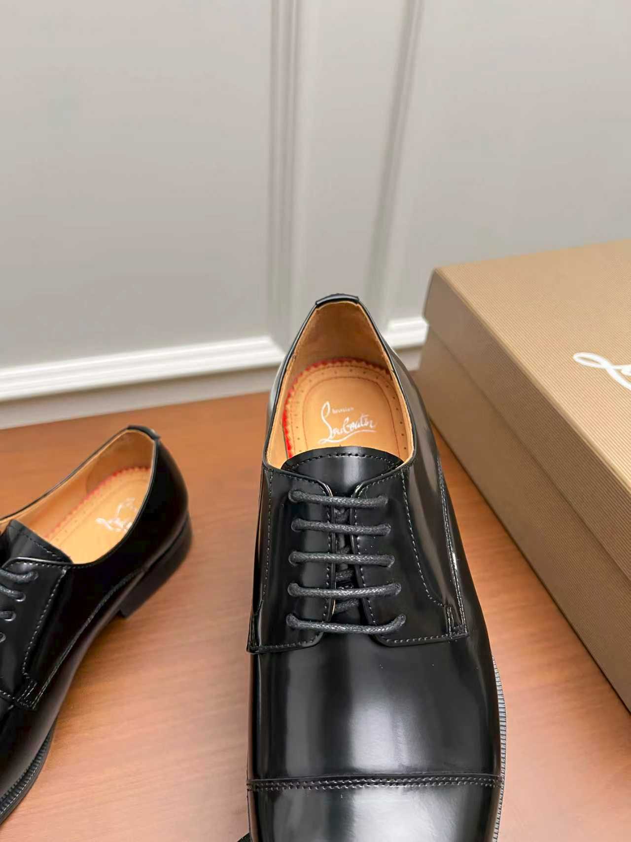 Cistian Louboutin