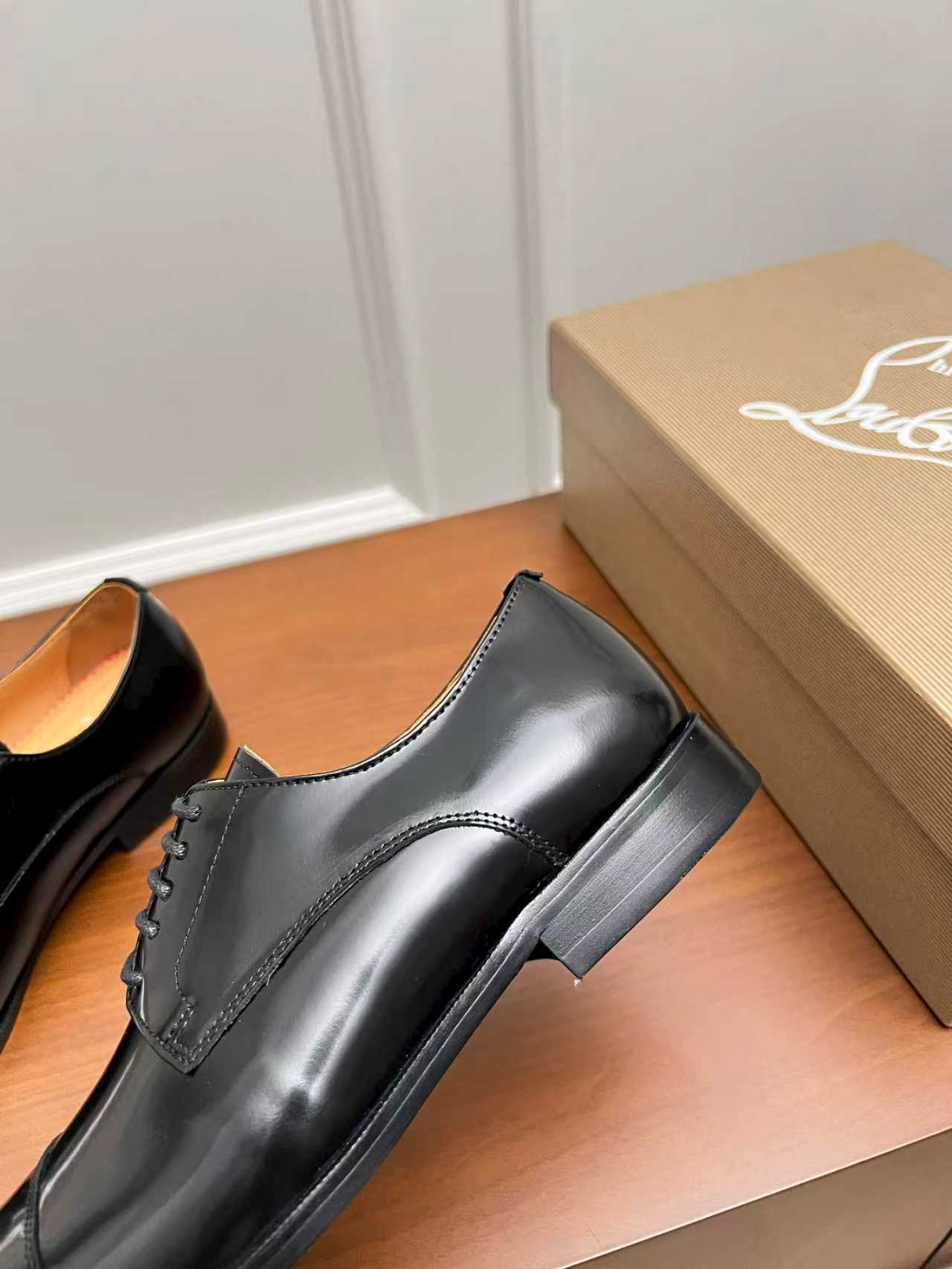 Cistian Louboutin
