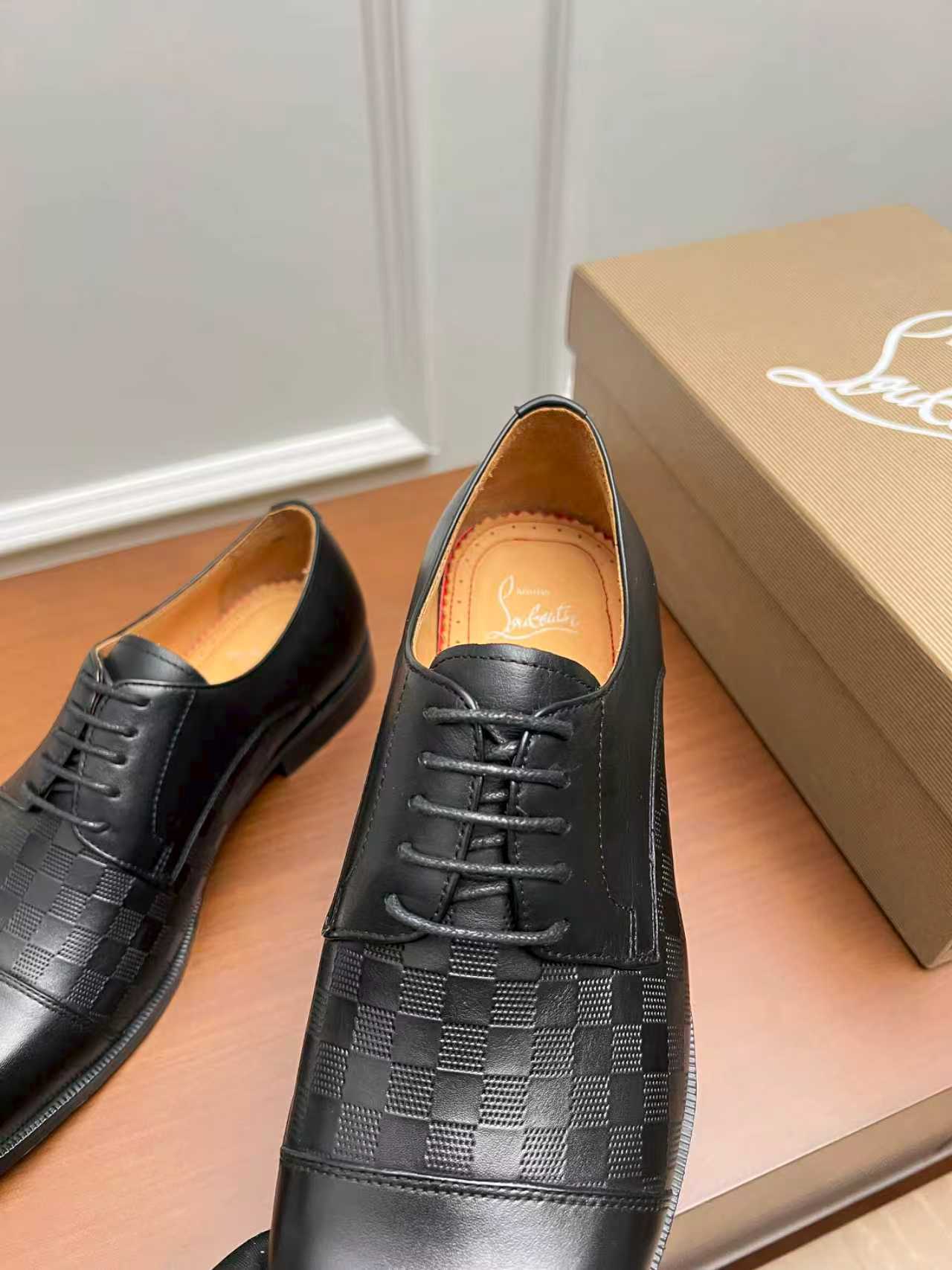 Cistian Louboutin