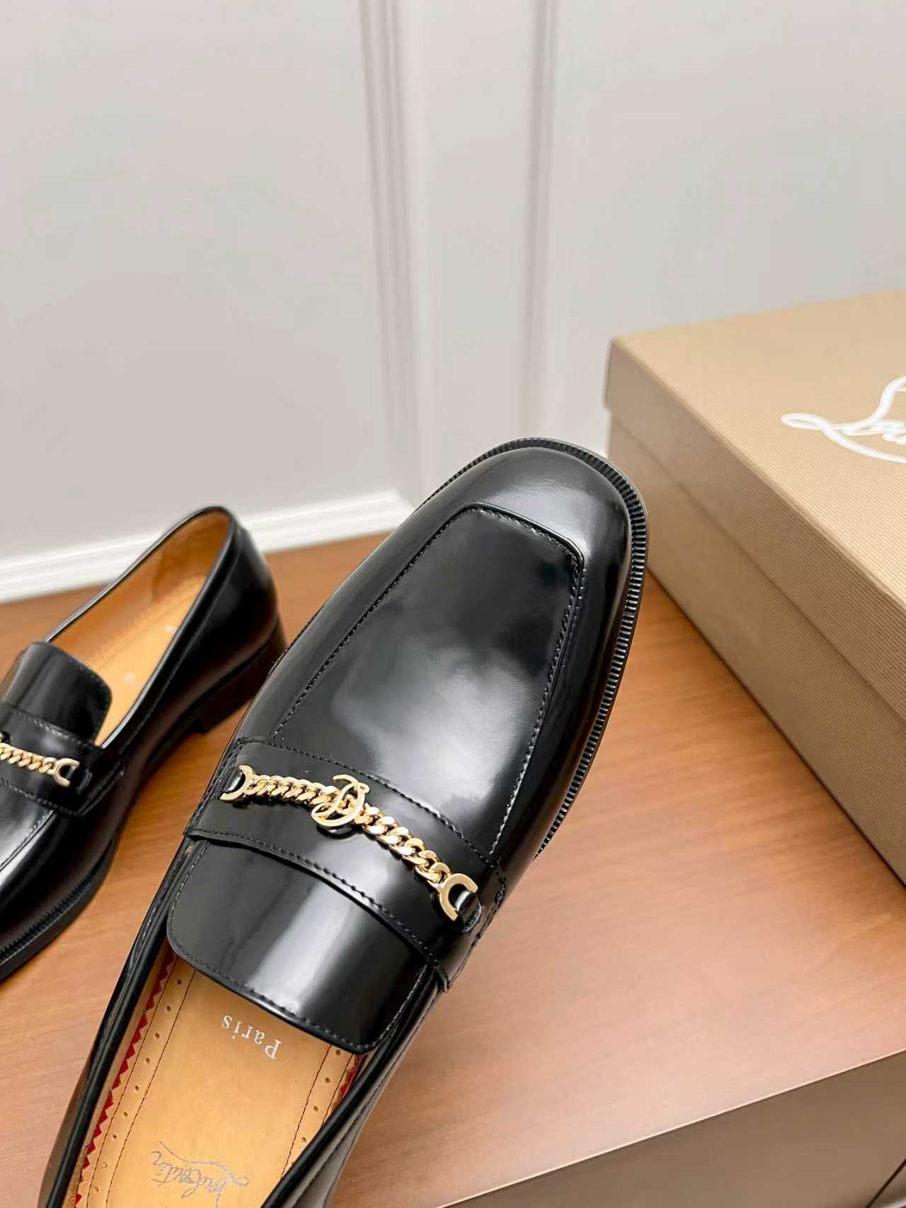 Cistian Louboutin