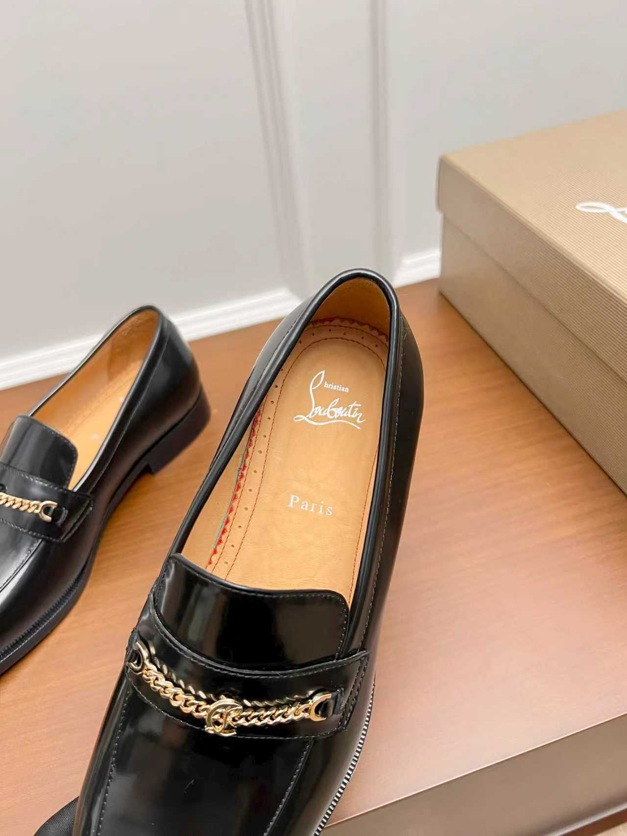 Cistian Louboutin