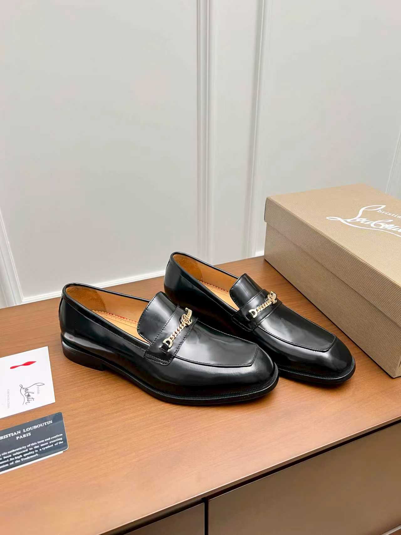Cistian Louboutin