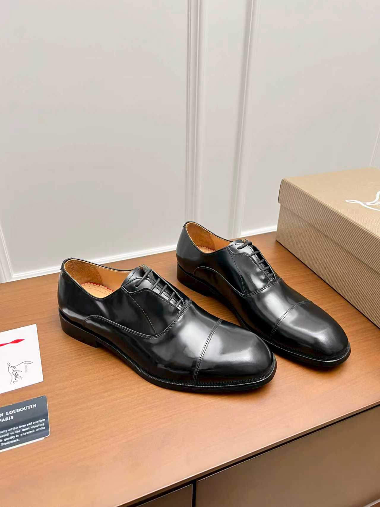 Cistian Louboutin