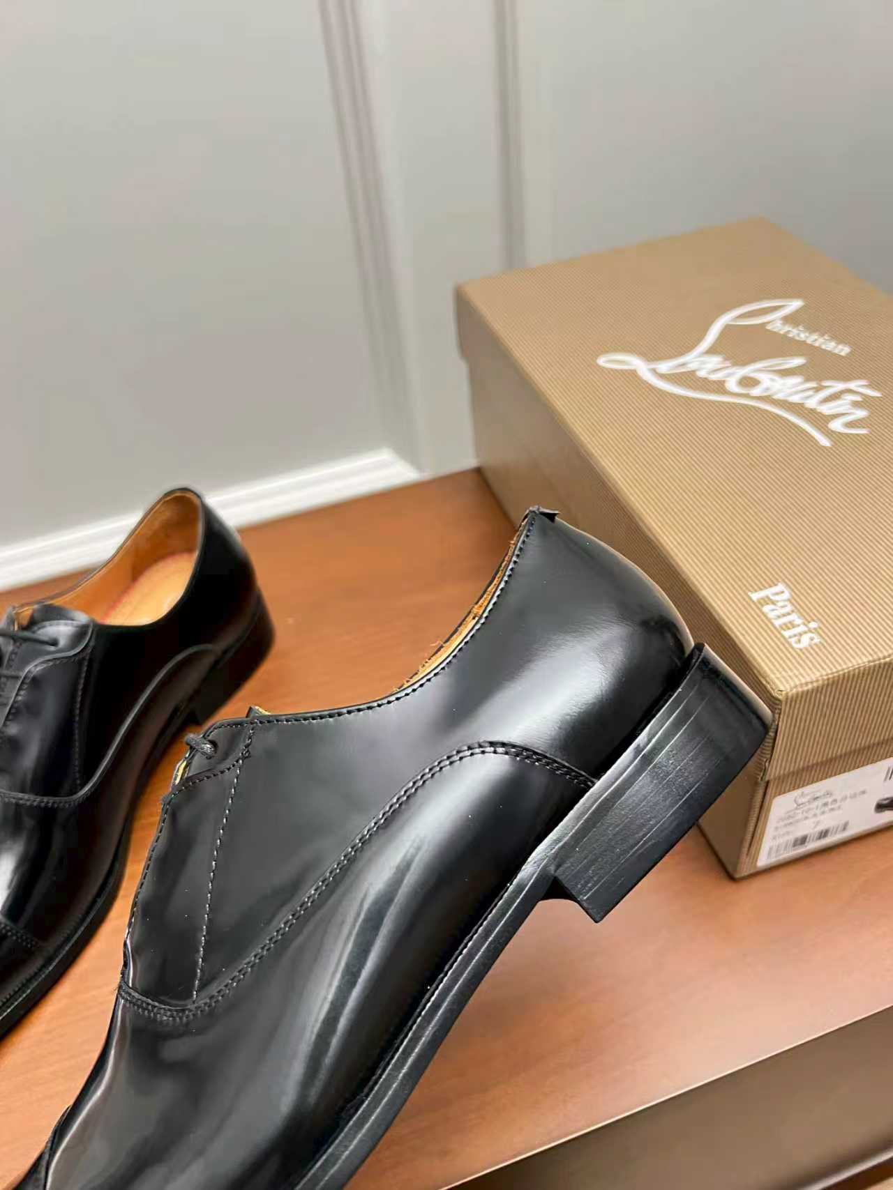 Cistian Louboutin