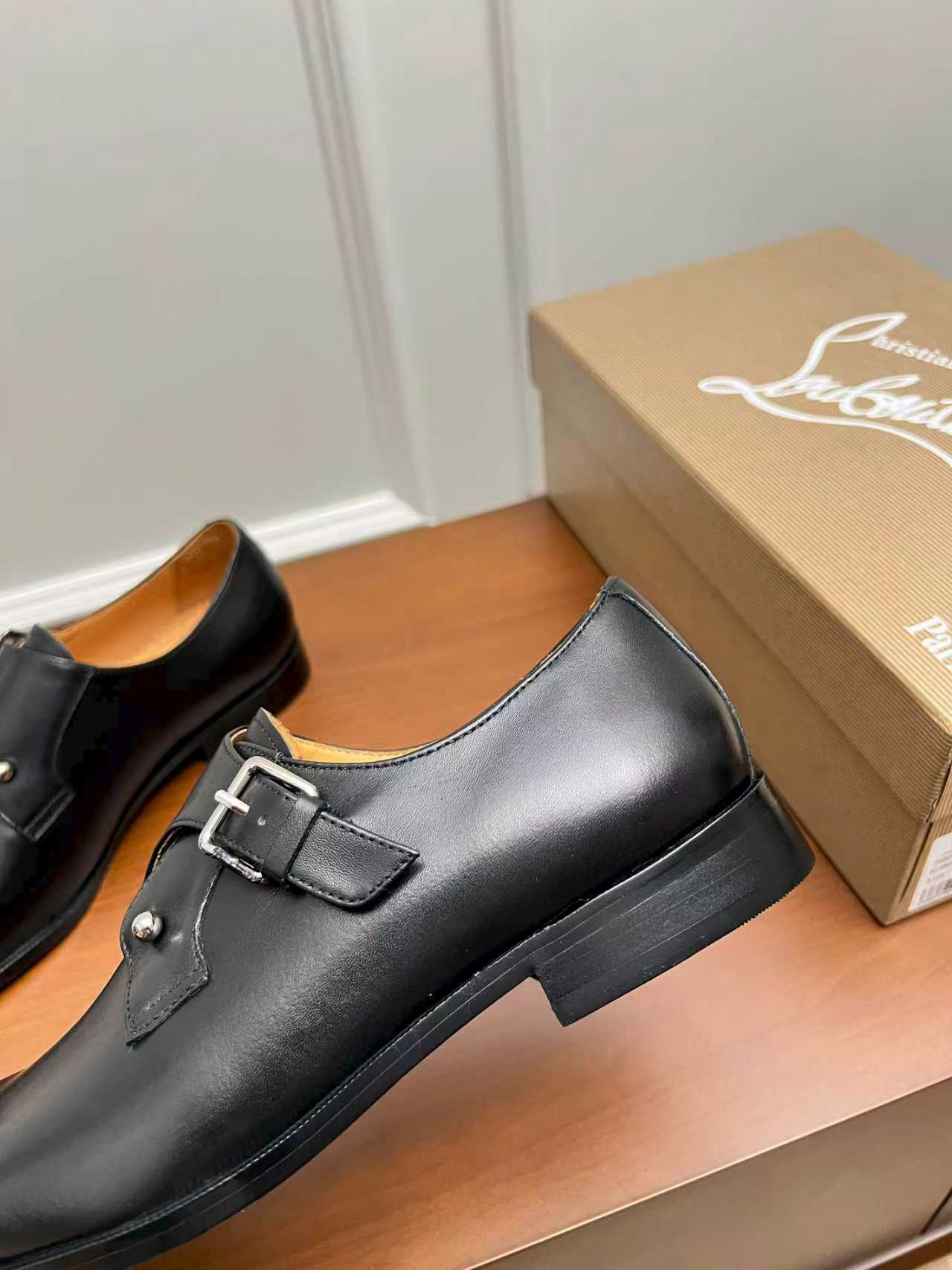 Cistian Louboutin