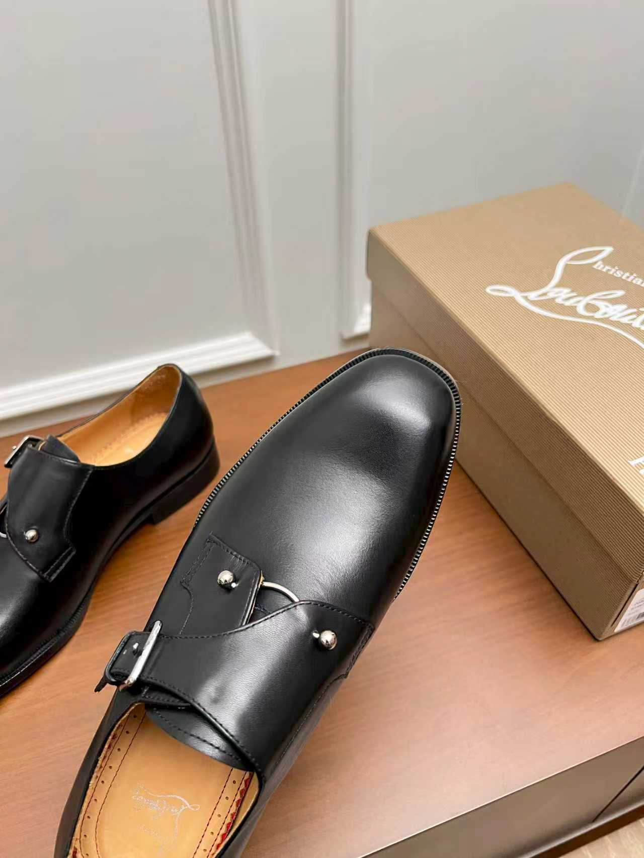Cistian Louboutin