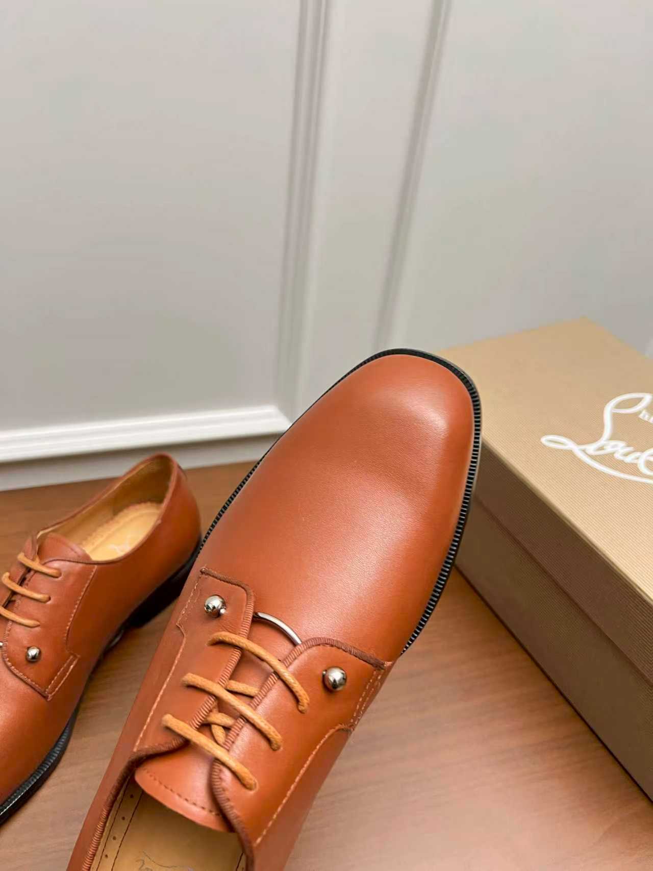 Cistian Louboutin