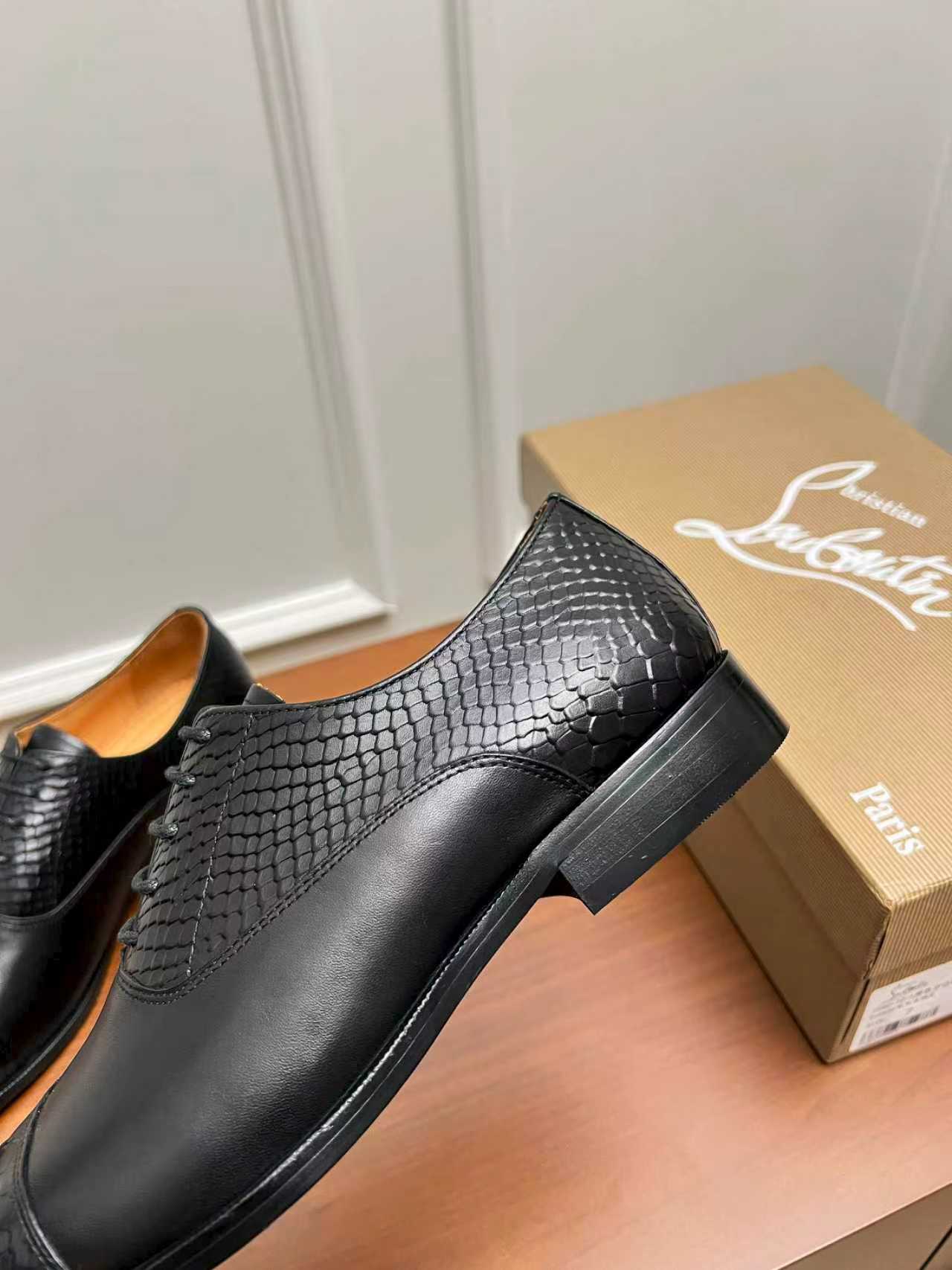 Cistian Louboutin