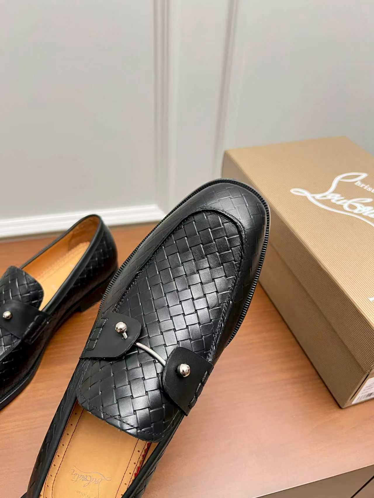 Cistian Louboutin