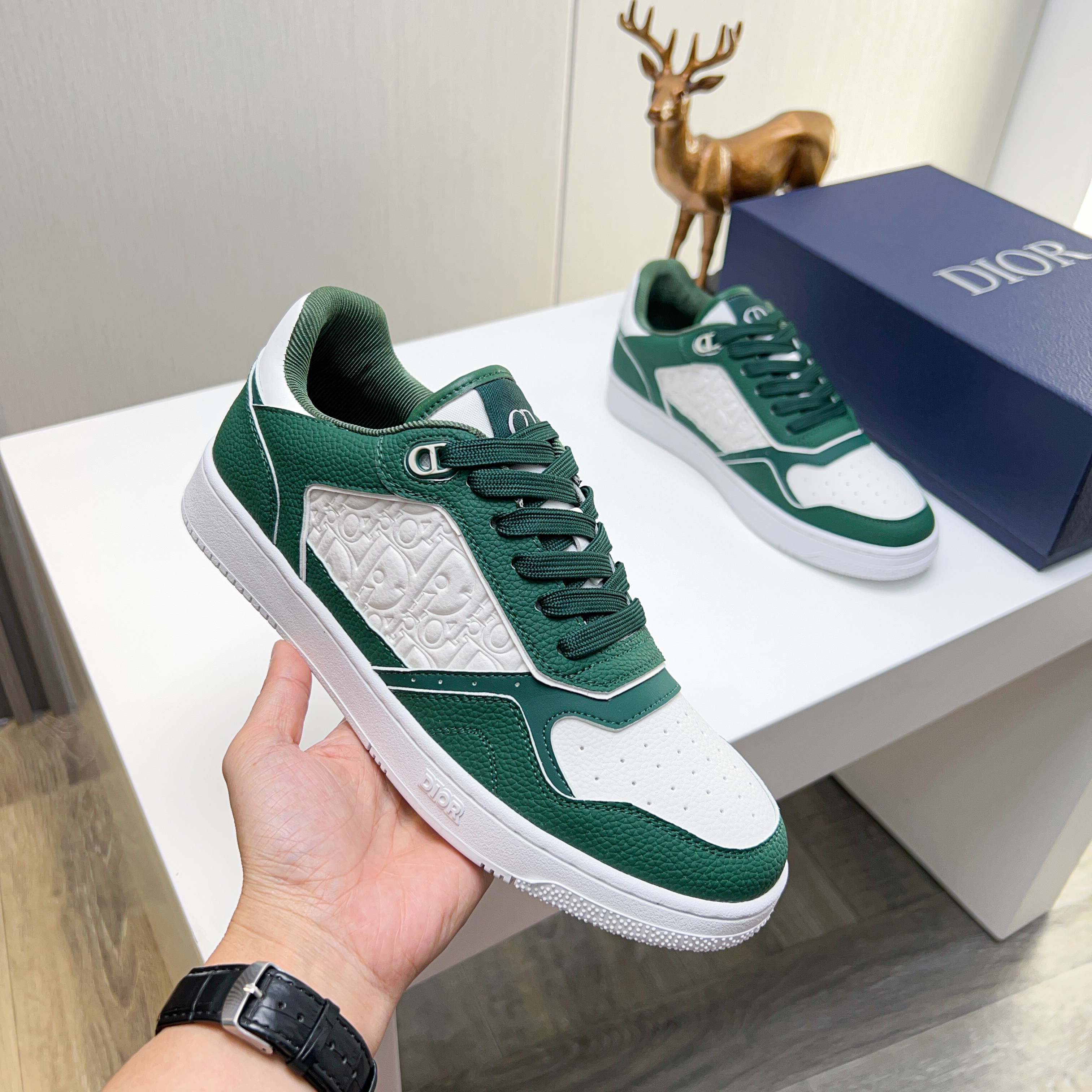 Dior
