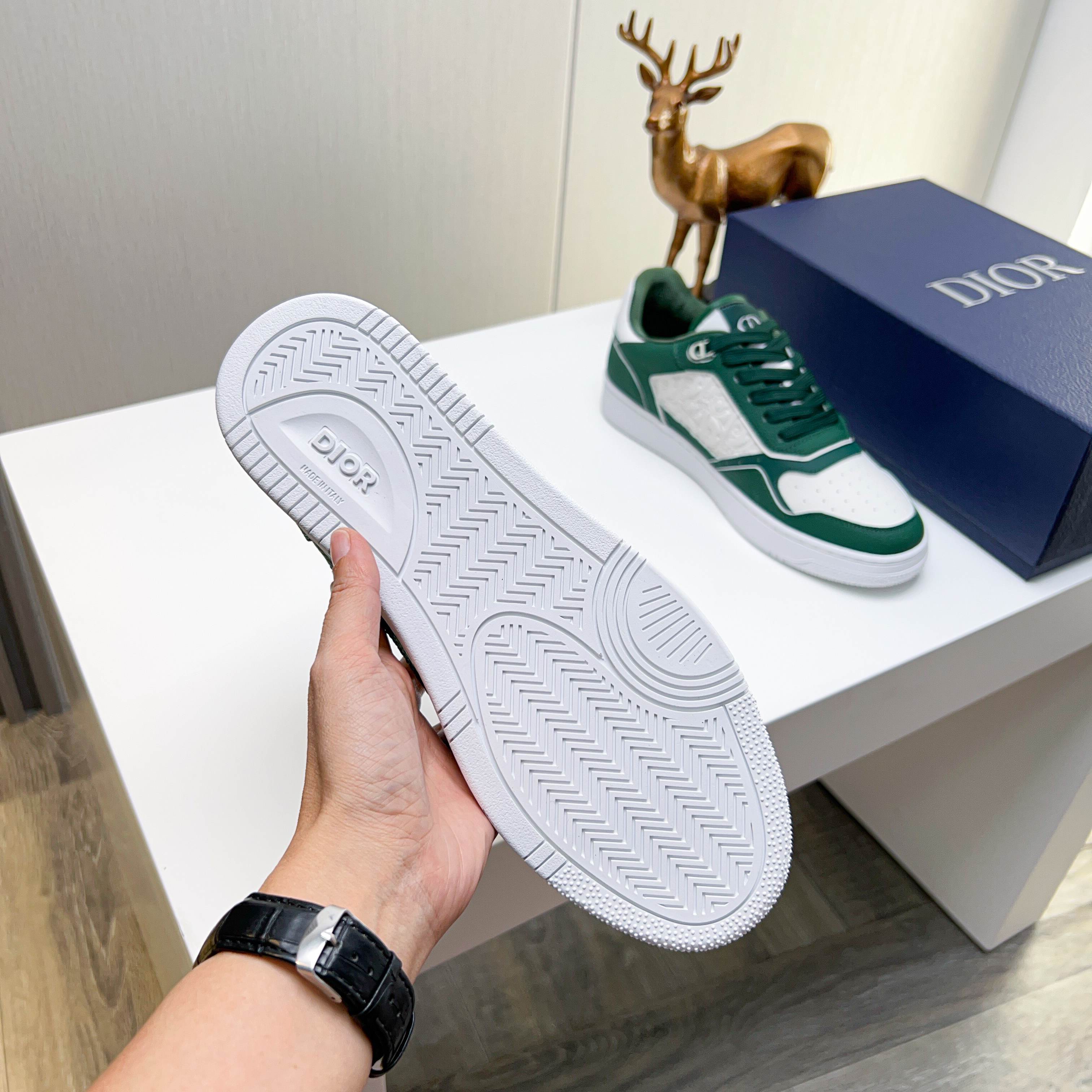 Dior