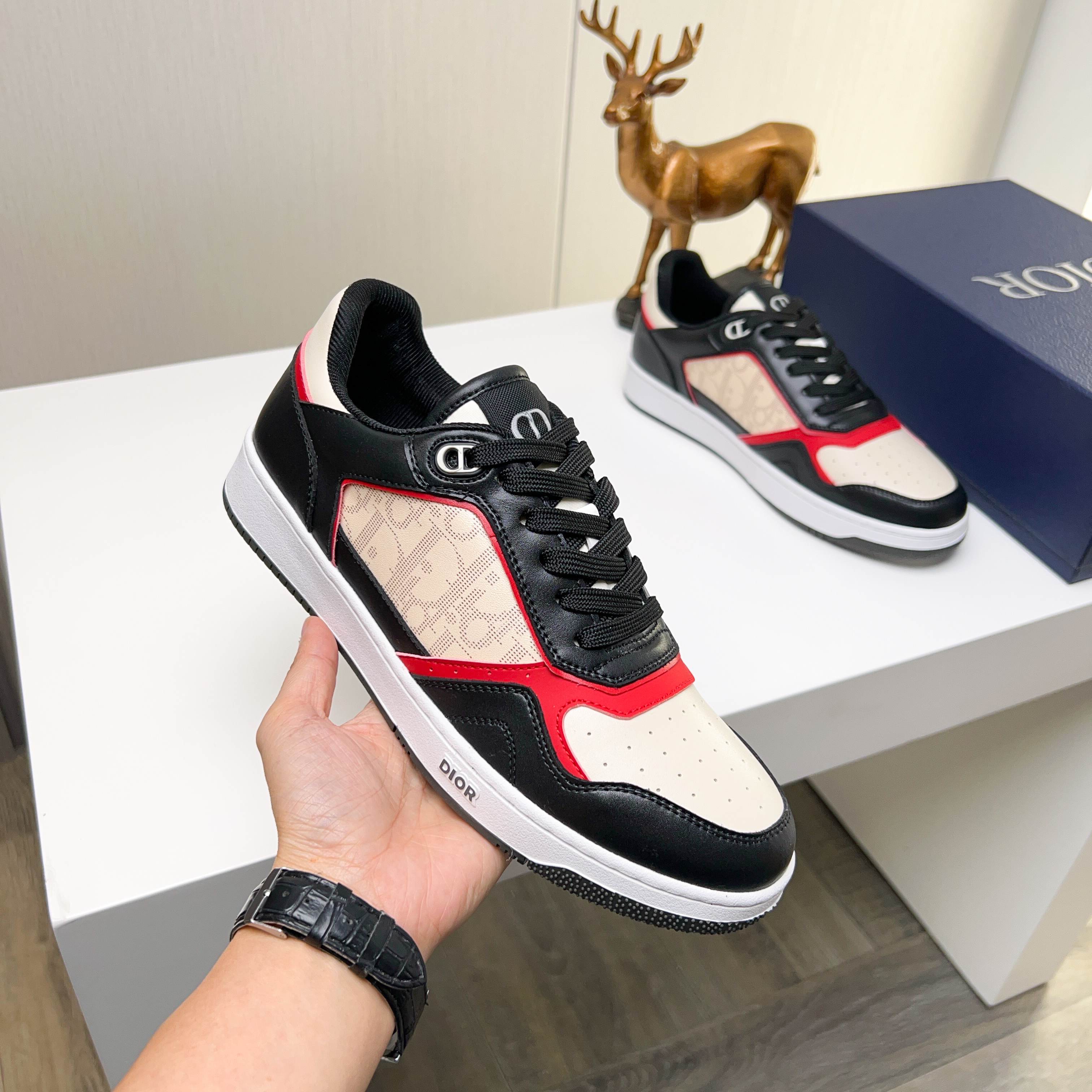 Dior