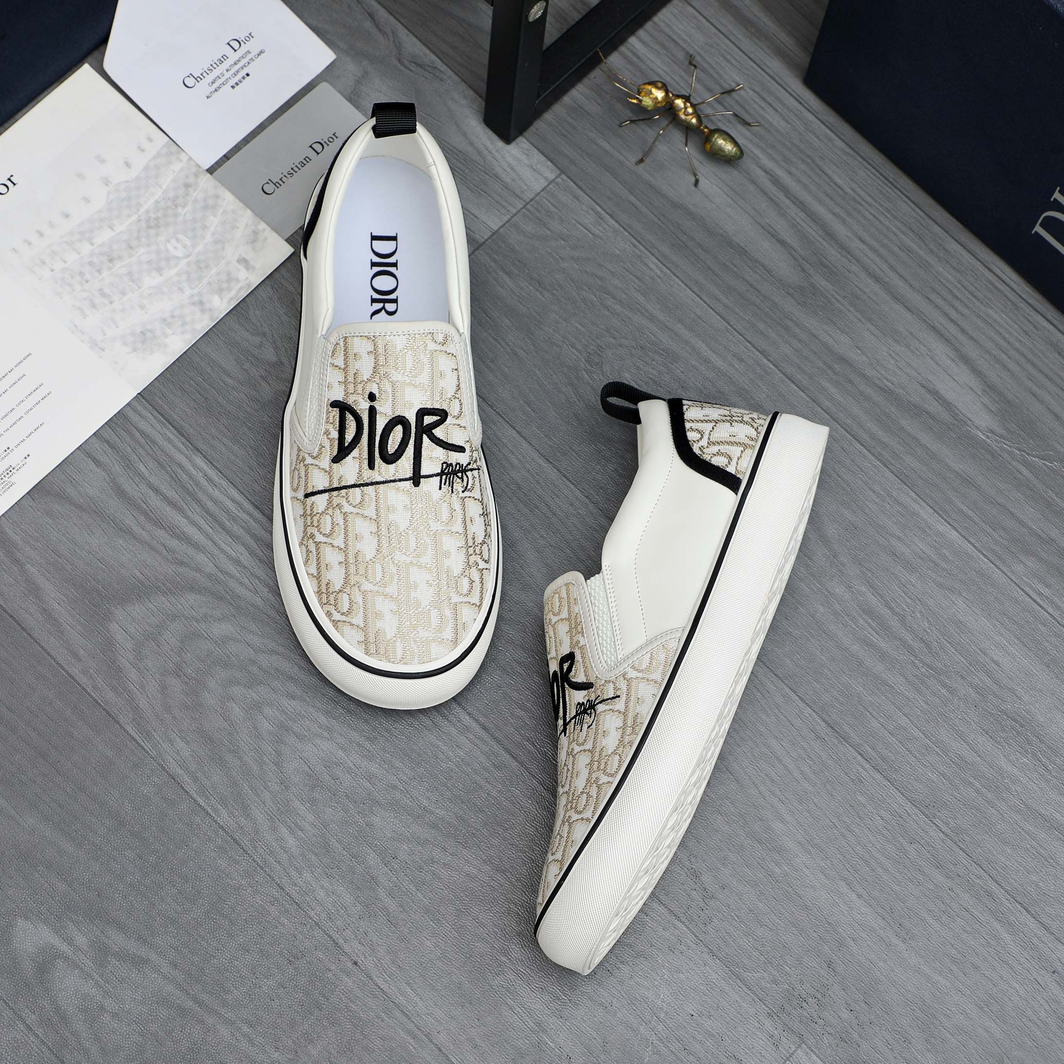 Dior