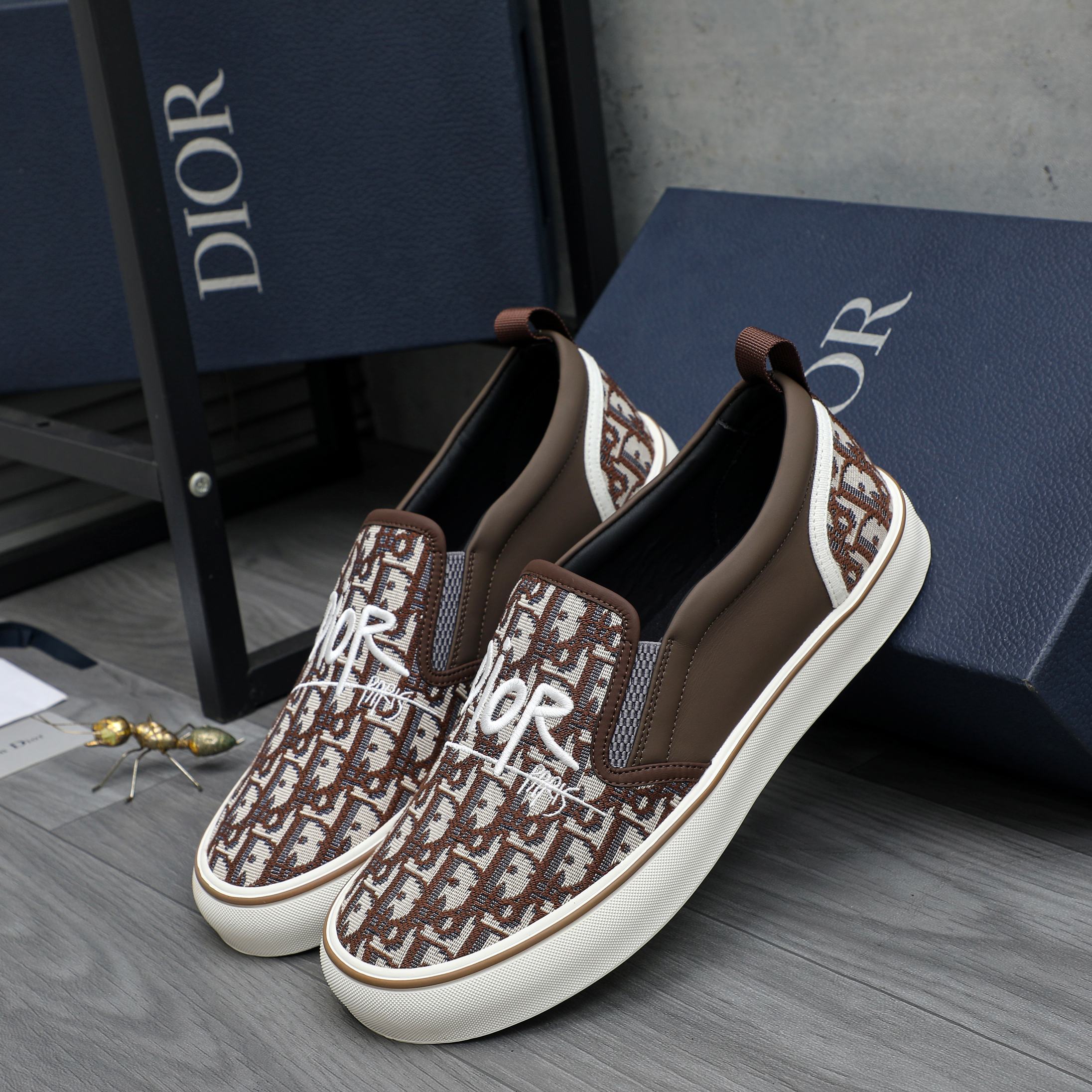Dior