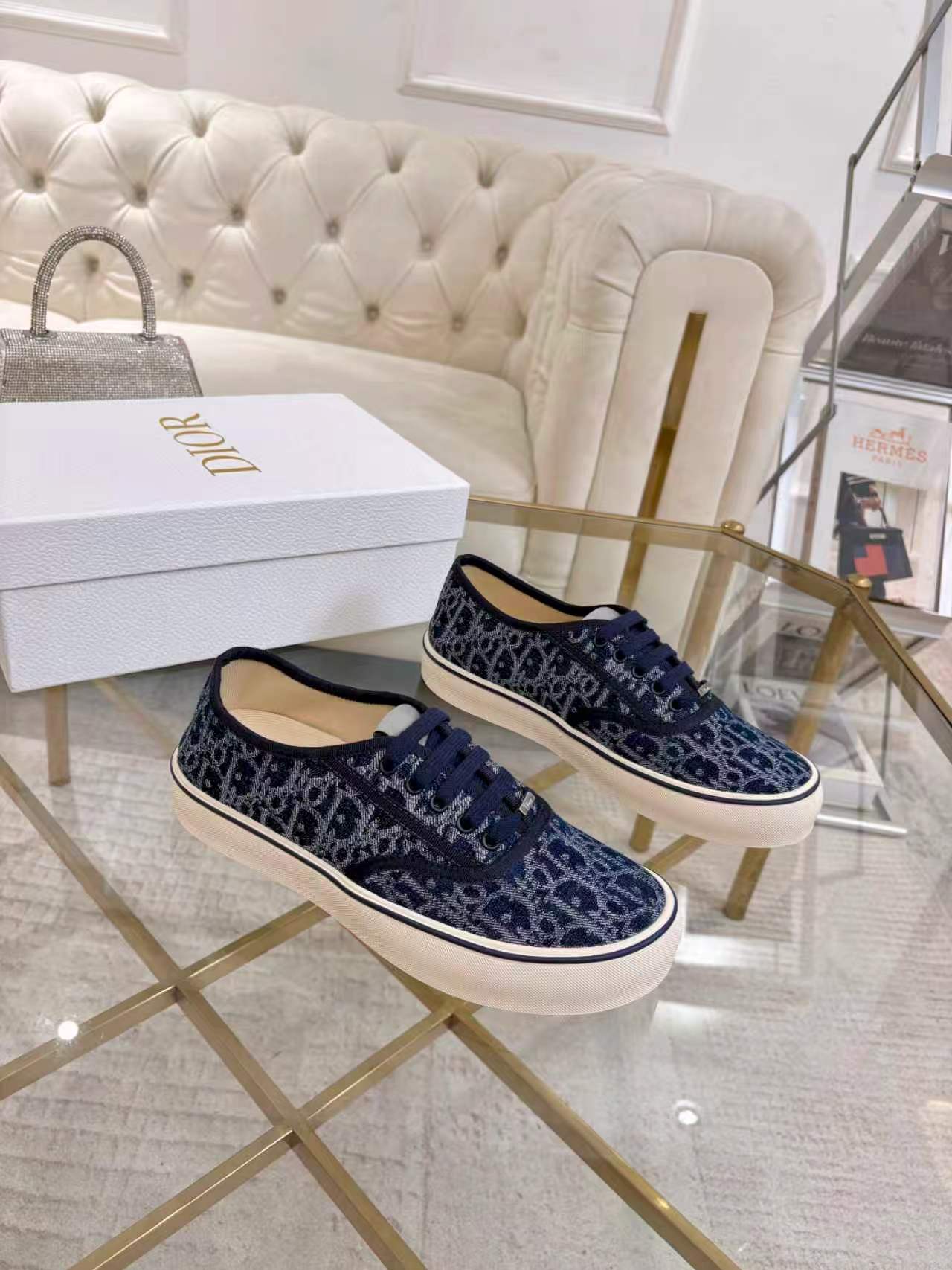 Dior