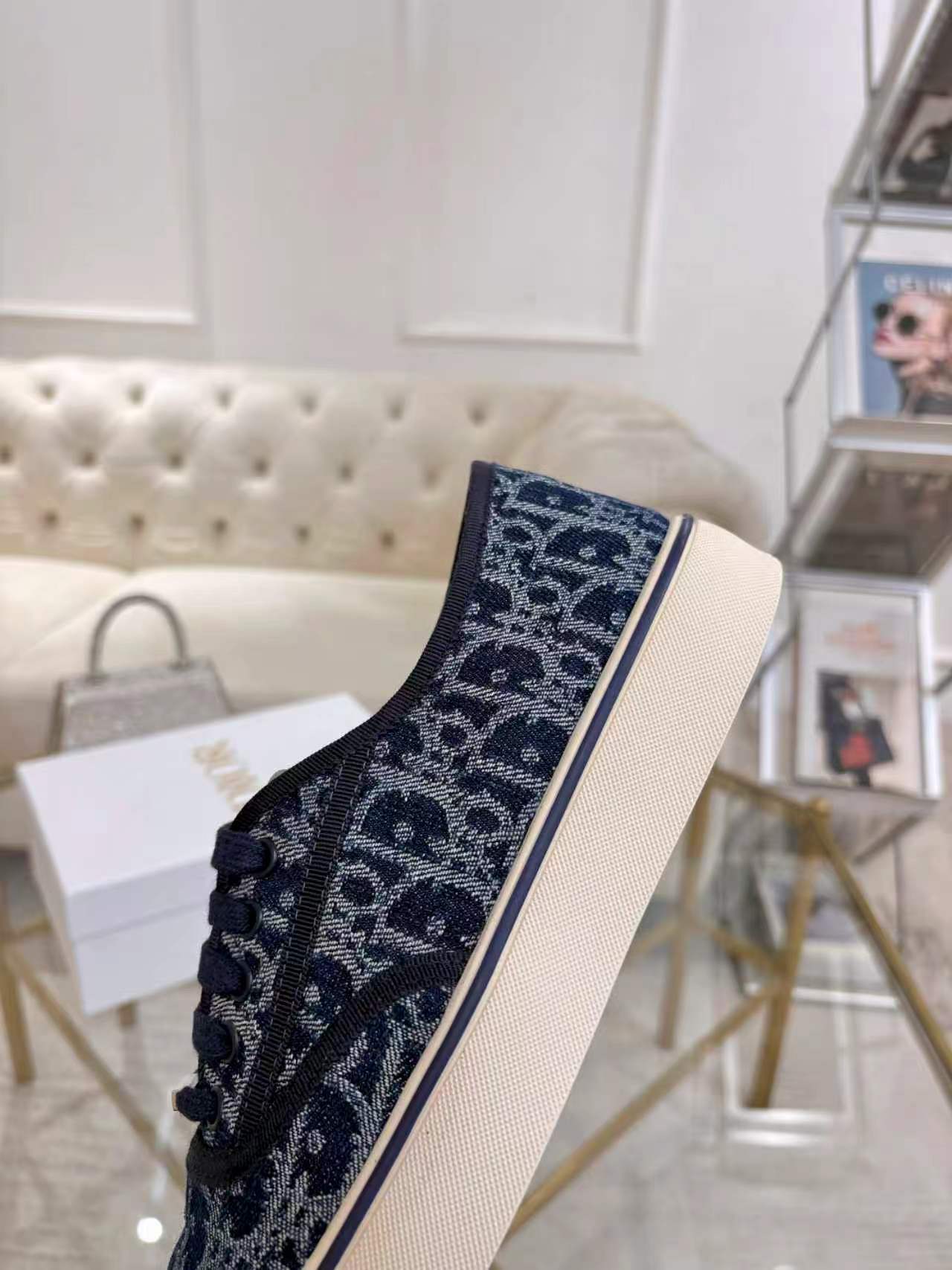 Dior