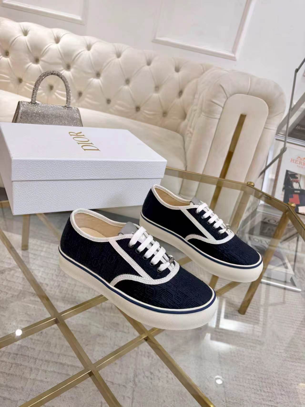 Dior