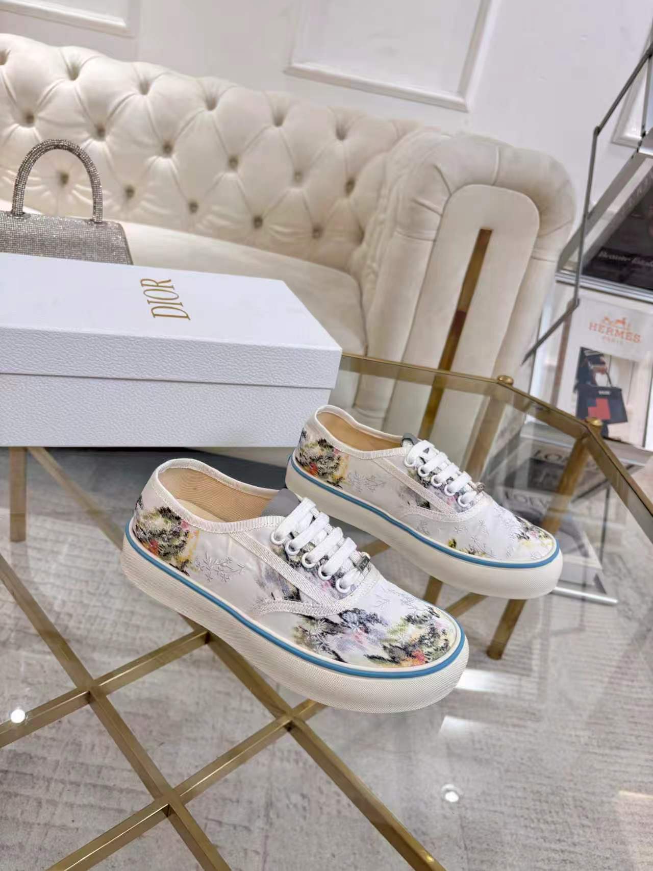Dior