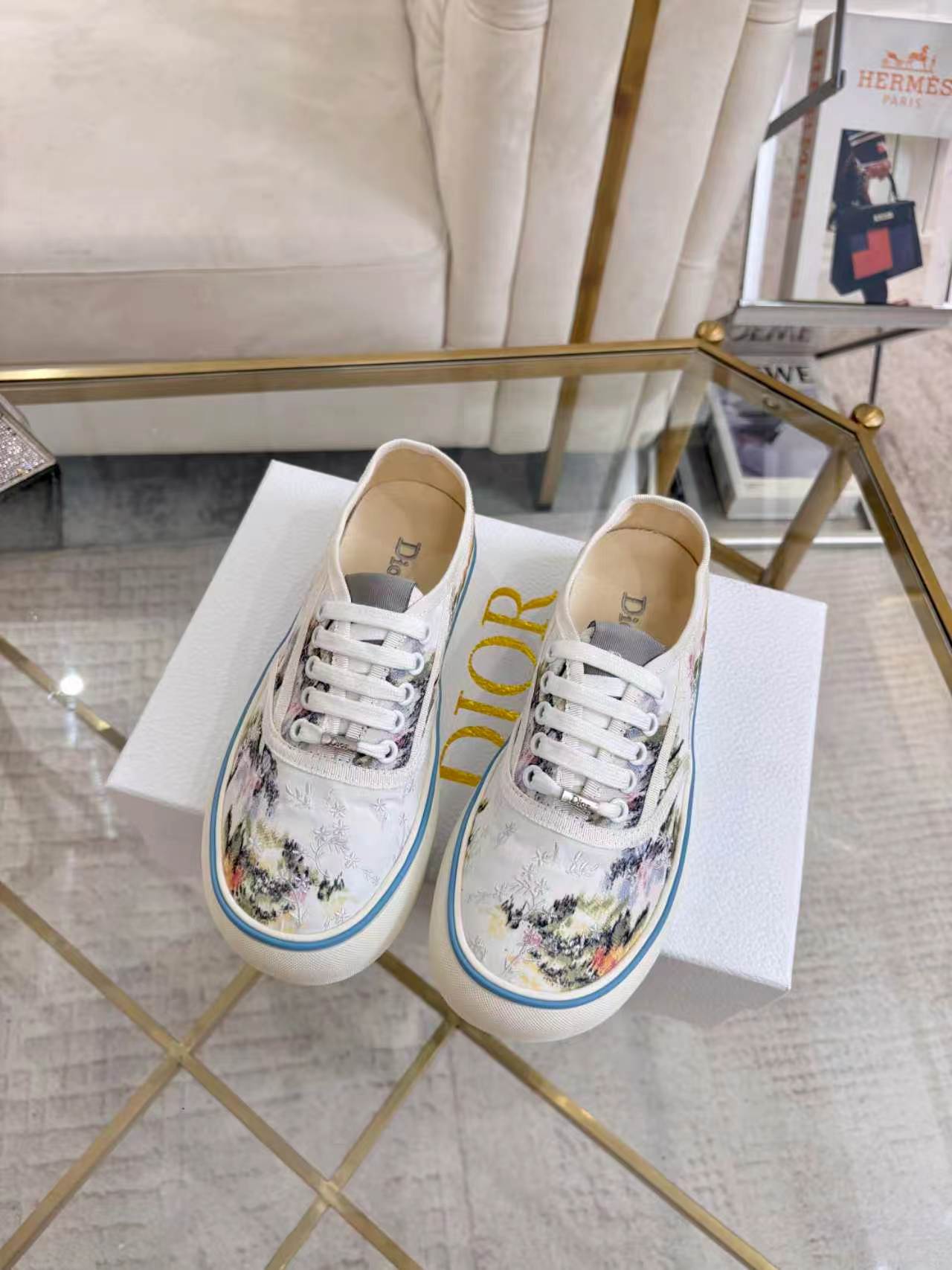 Dior