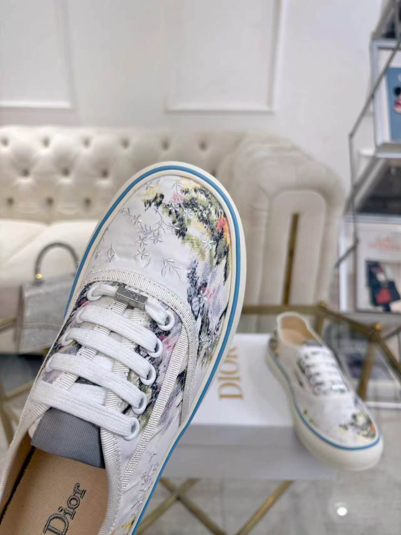 Dior